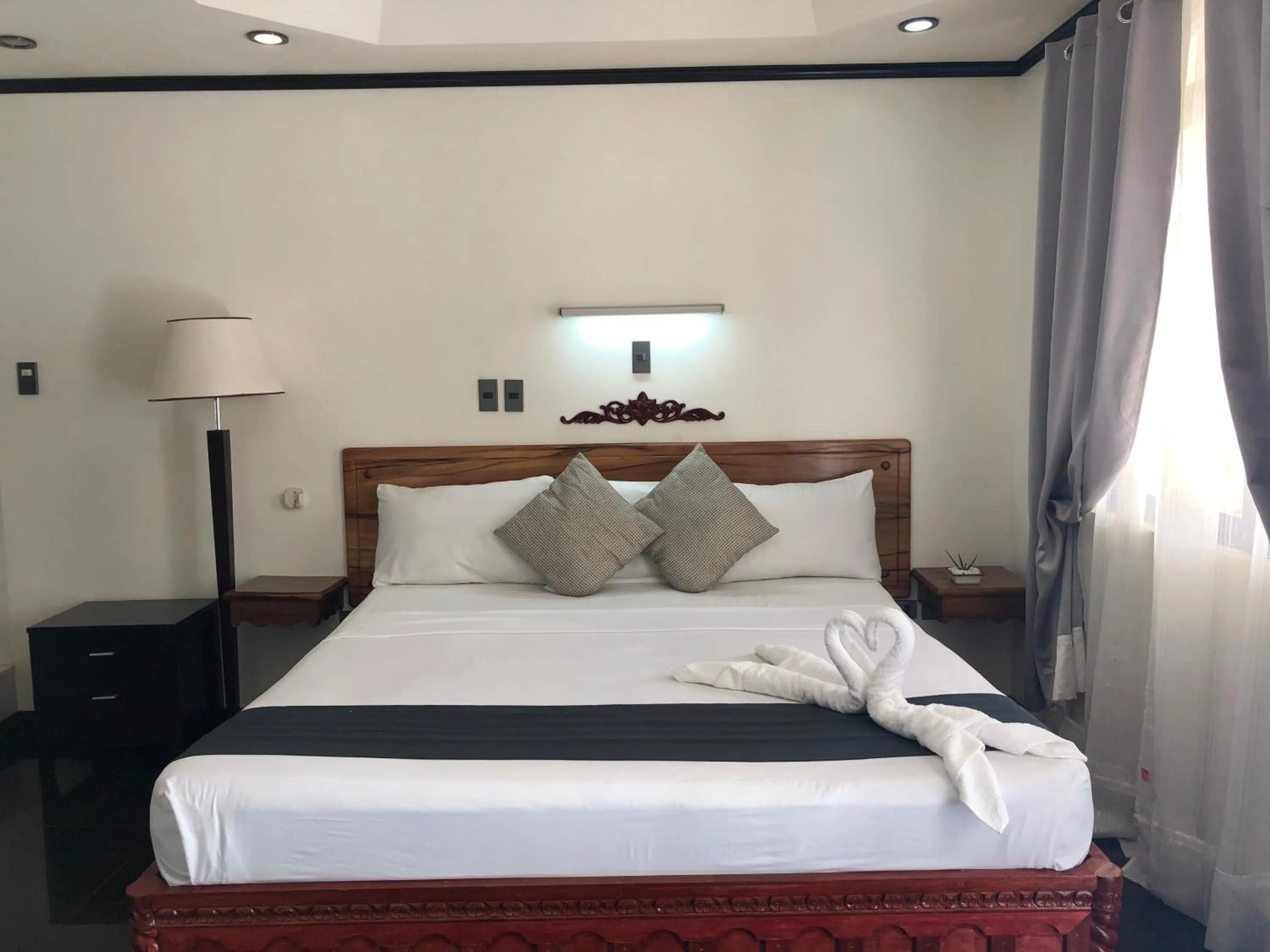 Ettamogah Hotel Inc.