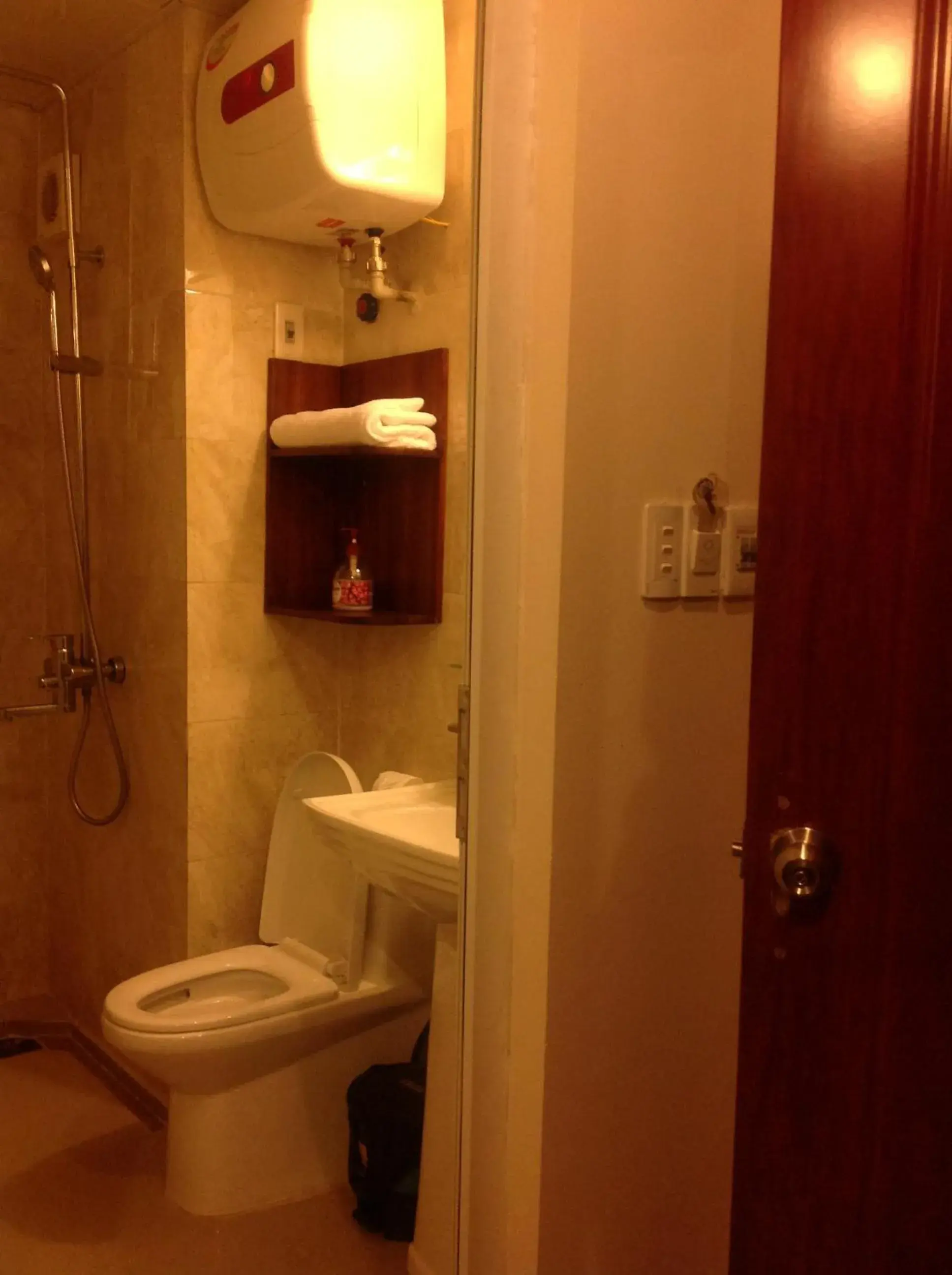 Superior Triple Room with Lake View - single occupancy in Sapa Lake View Hotel Superior Triple Room with Lake View - single occupancy in Sapa Lake View Hotel