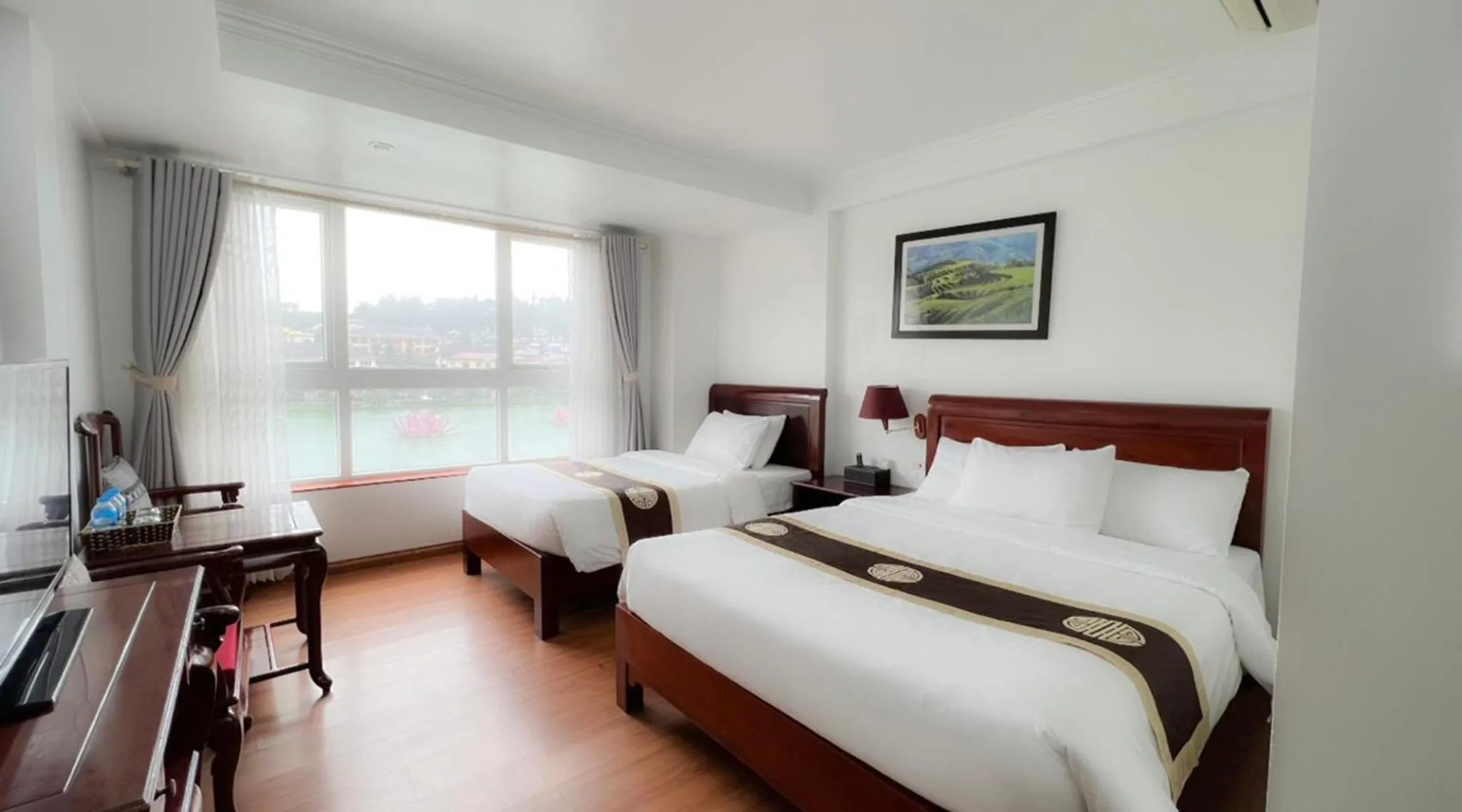Bed in Sapa Lake View Hotel
