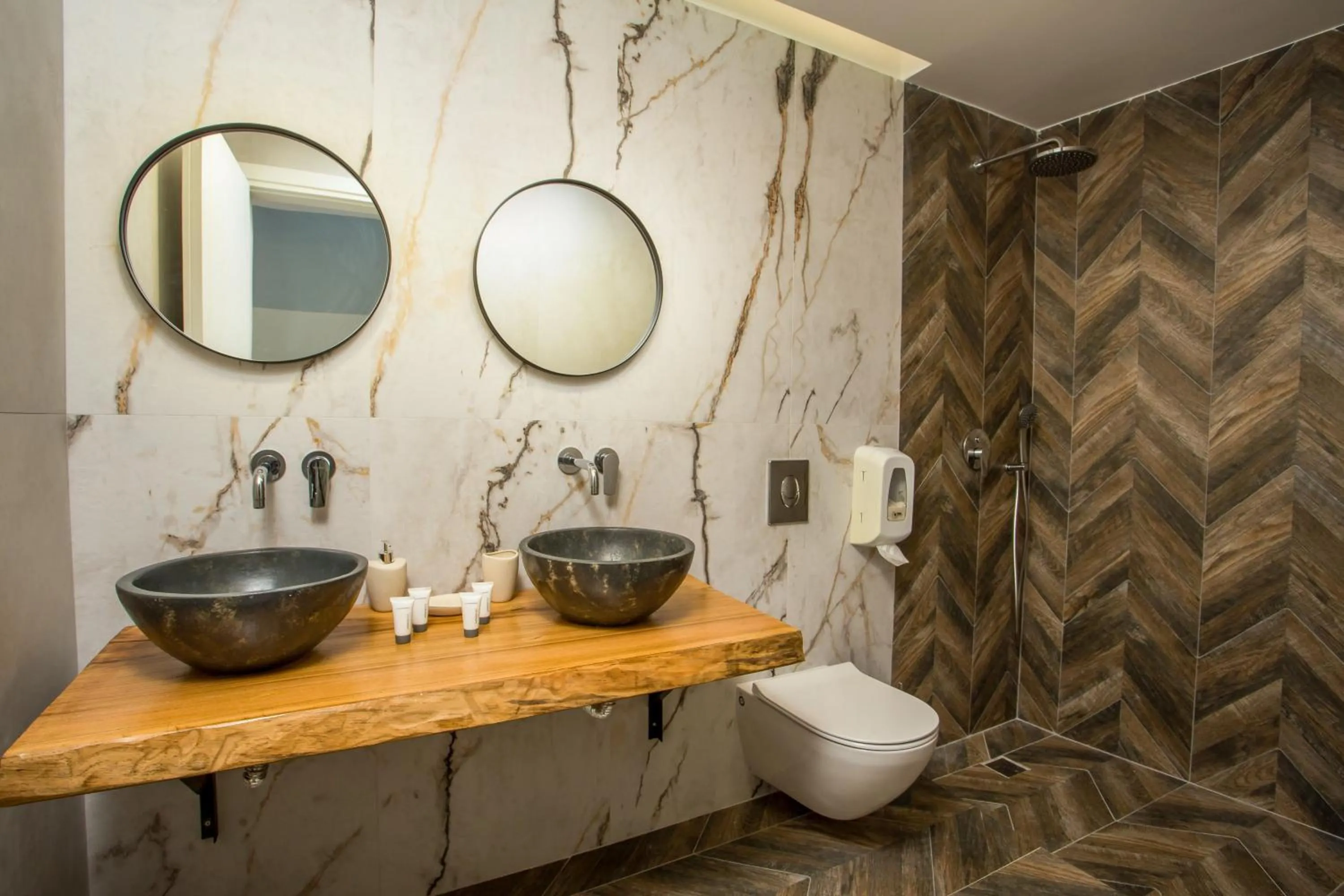 Toilet in Marini Seaside