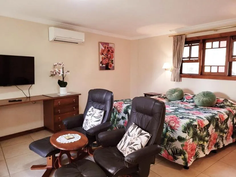 Bed in Amamoor Lodge