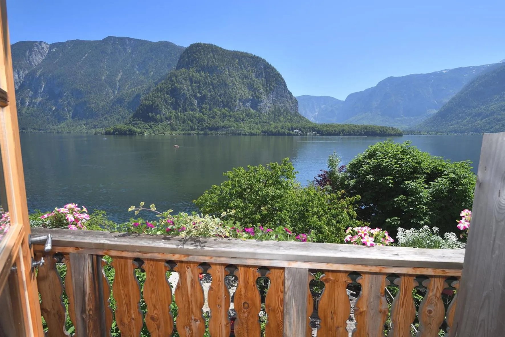 Gasthof Simony Hallstatt B&B