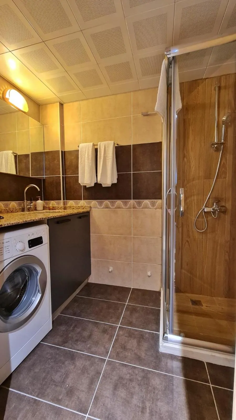 Bathroom in Letstay Sweet Home Yellow