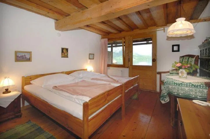 Bed in Bräugasthof Hallstatt