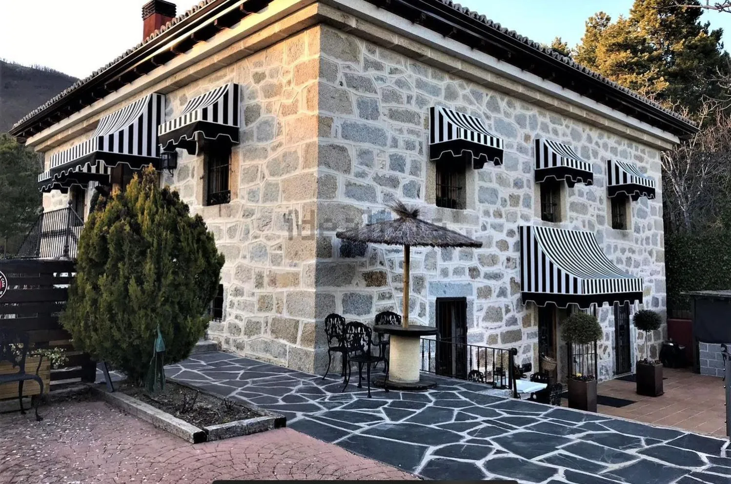 Facade/entrance in El Torreon de Navacerrada