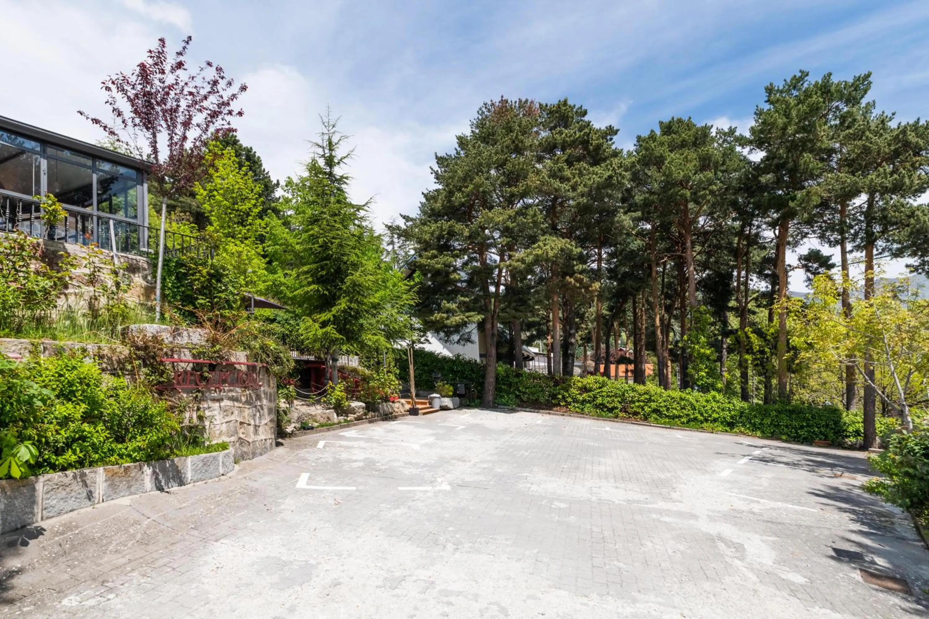 Property building in El Torreon de Navacerrada