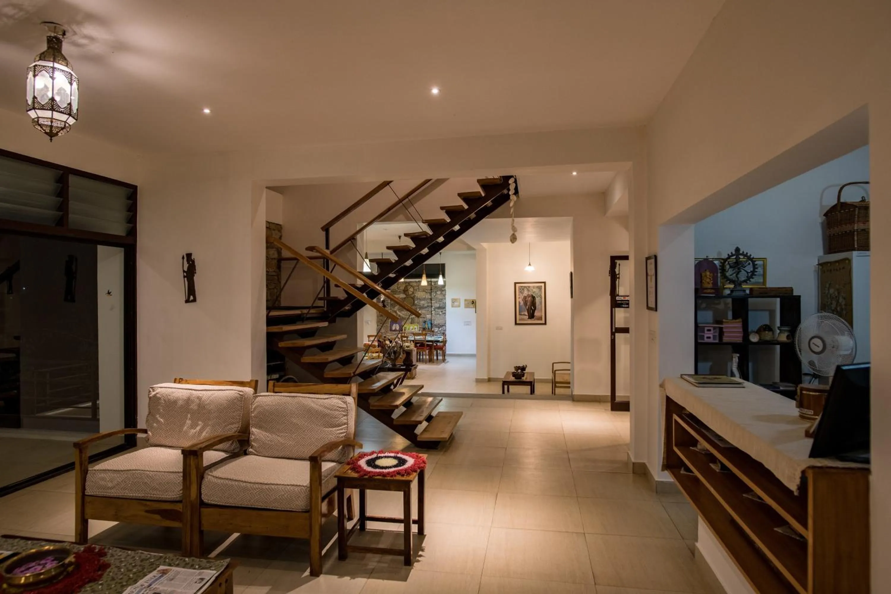 Communal lounge/ TV room in Dhole's Den Bandipur