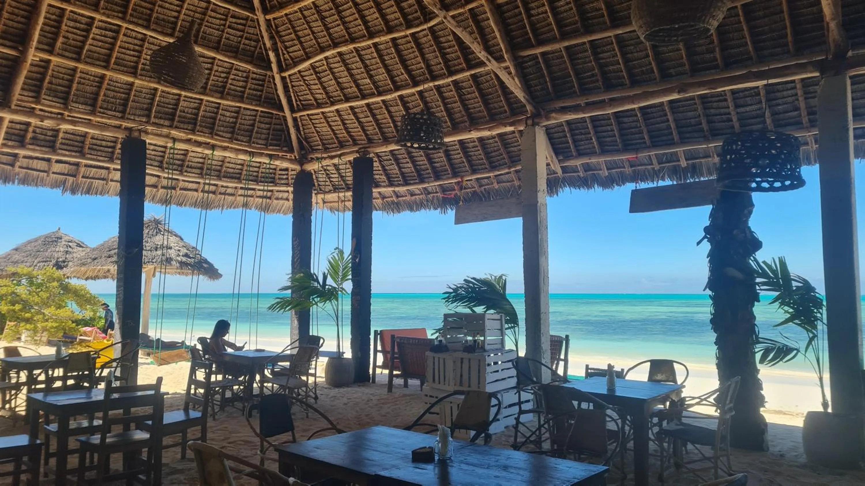 Lounge or bar in Garden Beach Bungalows Jambiani