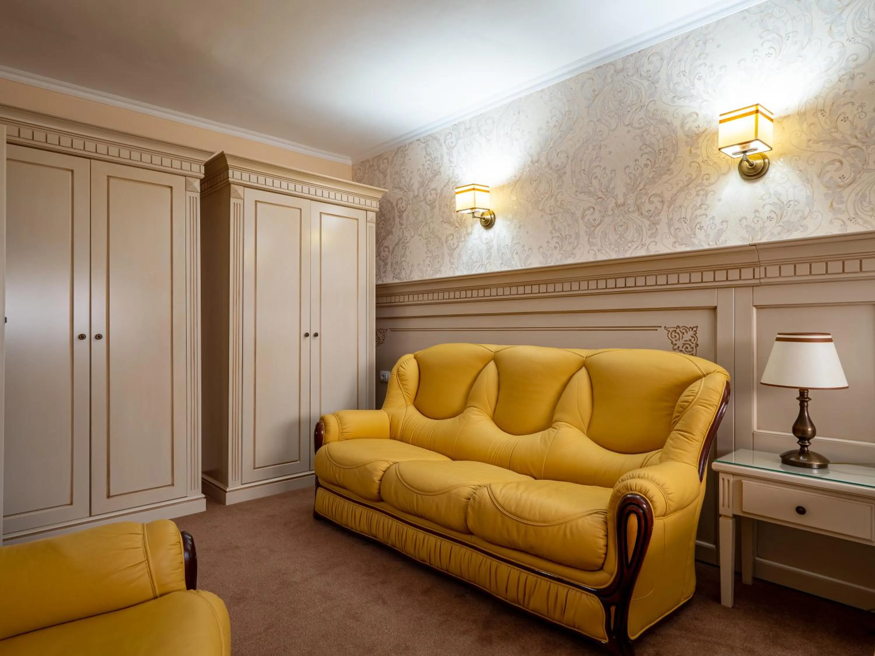 Living room in Hotel Orient Galati