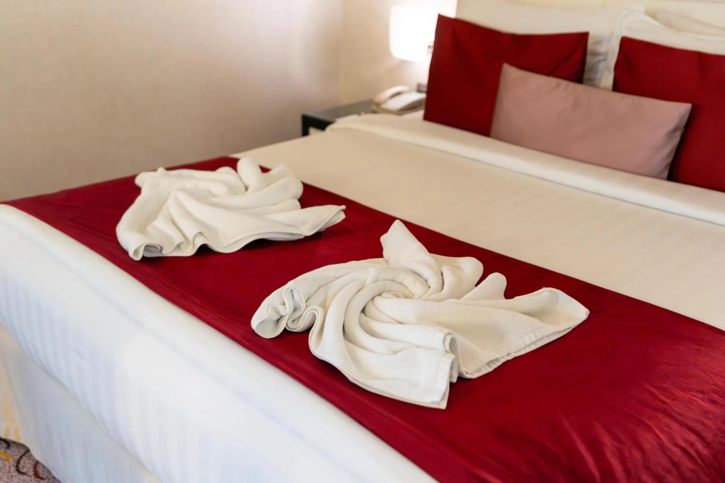 Bed in Samaya Hotel Deira