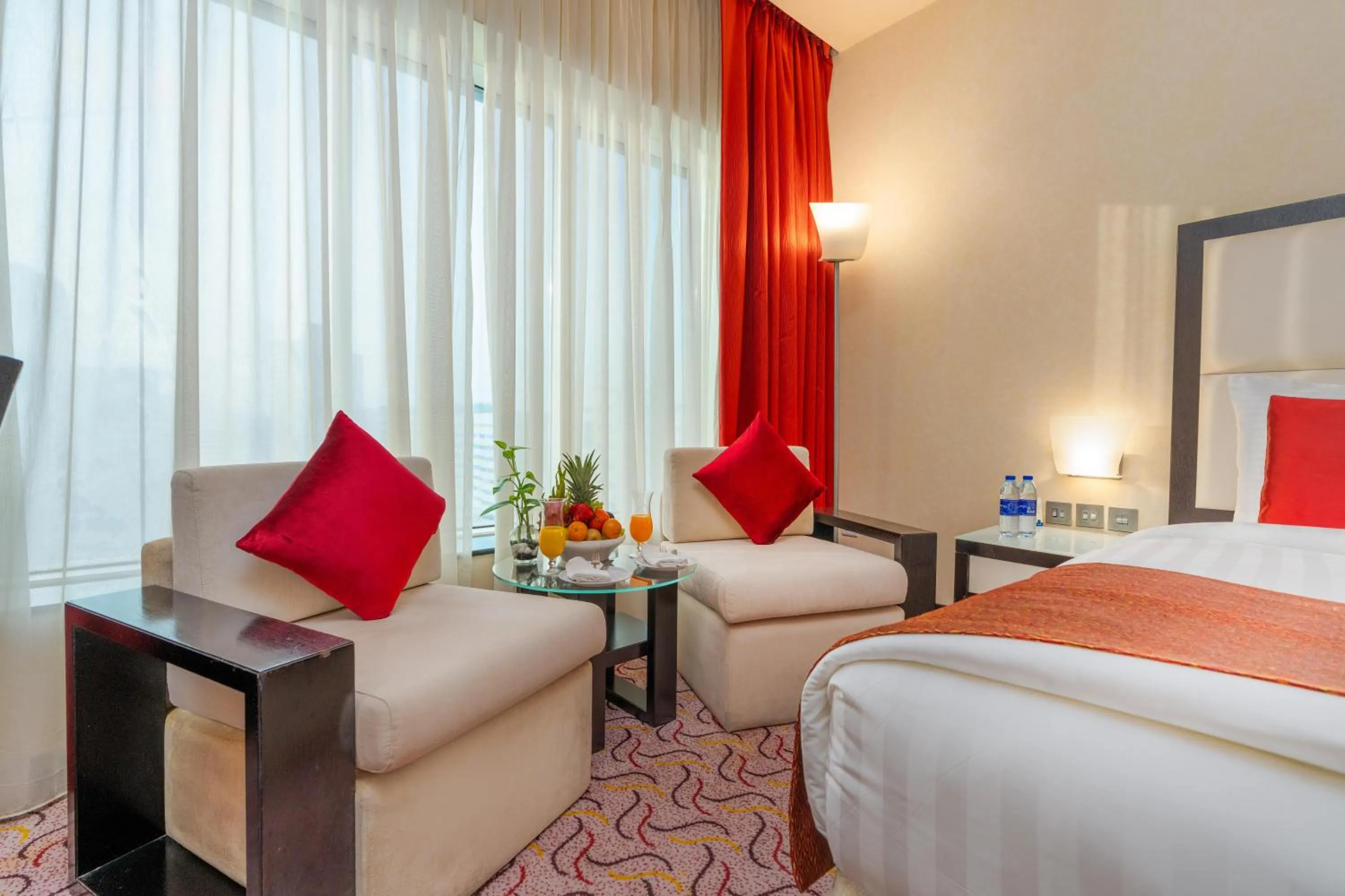 Seating area, Bed in Samaya Hotel Deira