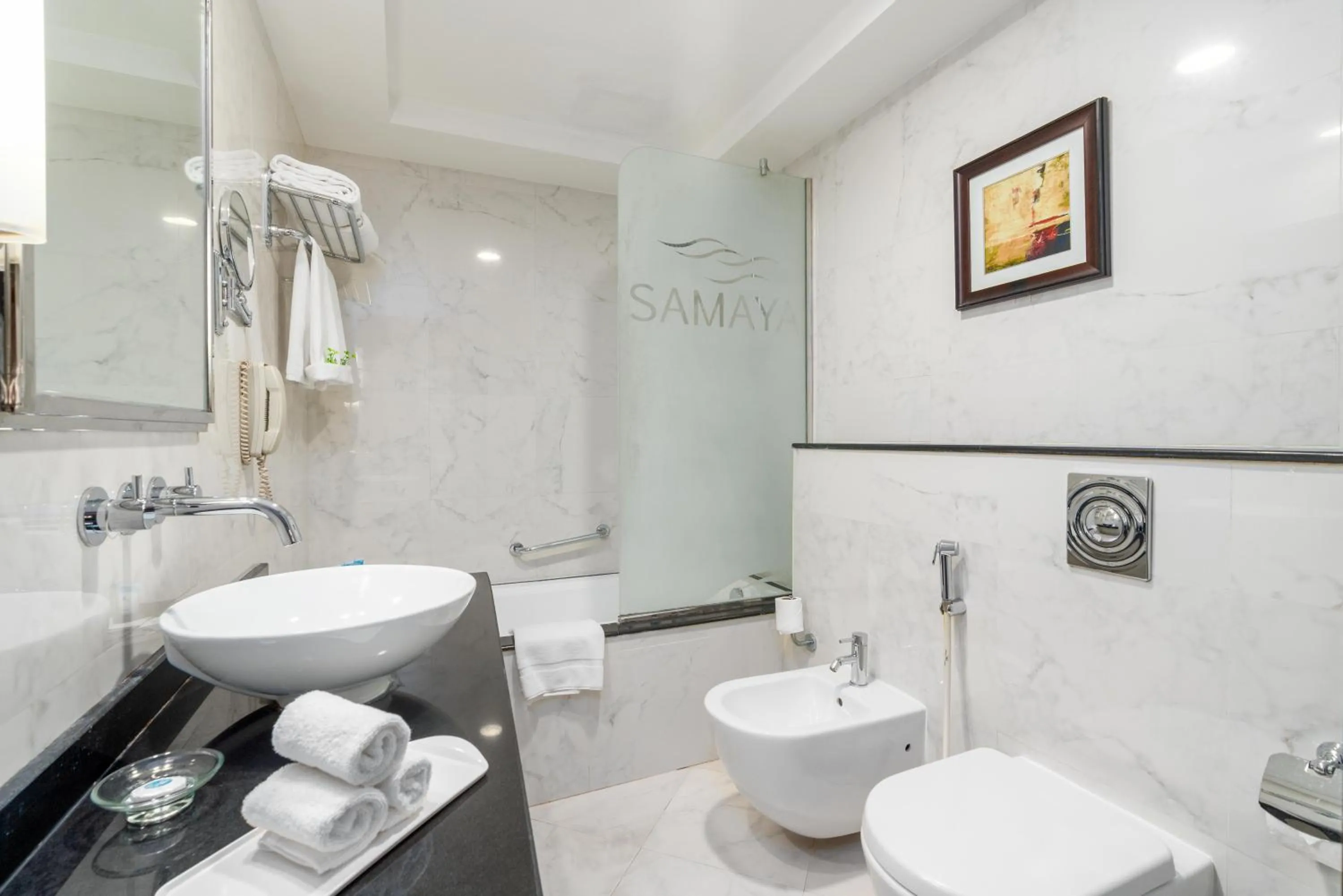 Bathroom in Samaya Hotel Deira