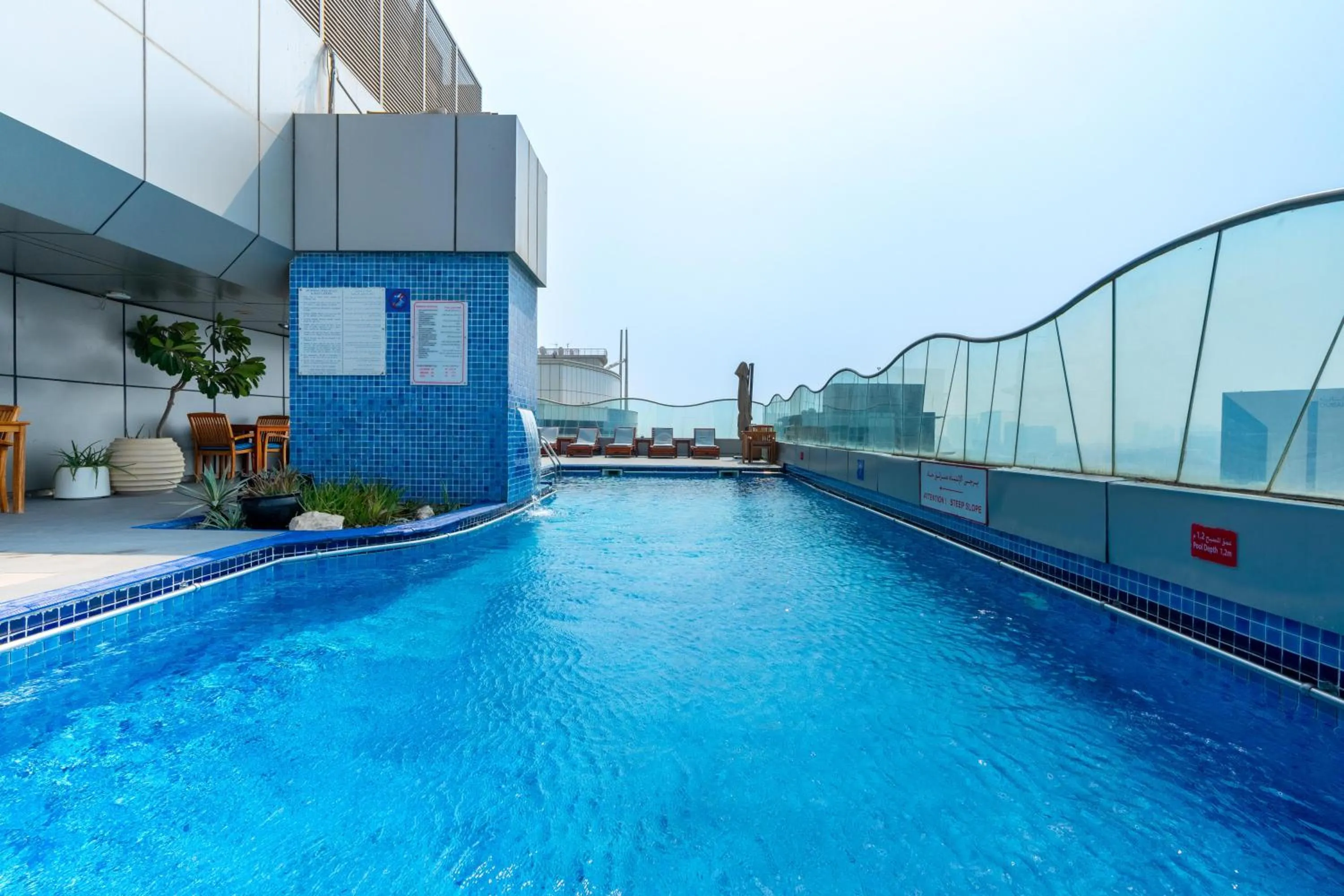 Swimming pool in Samaya Hotel Deira