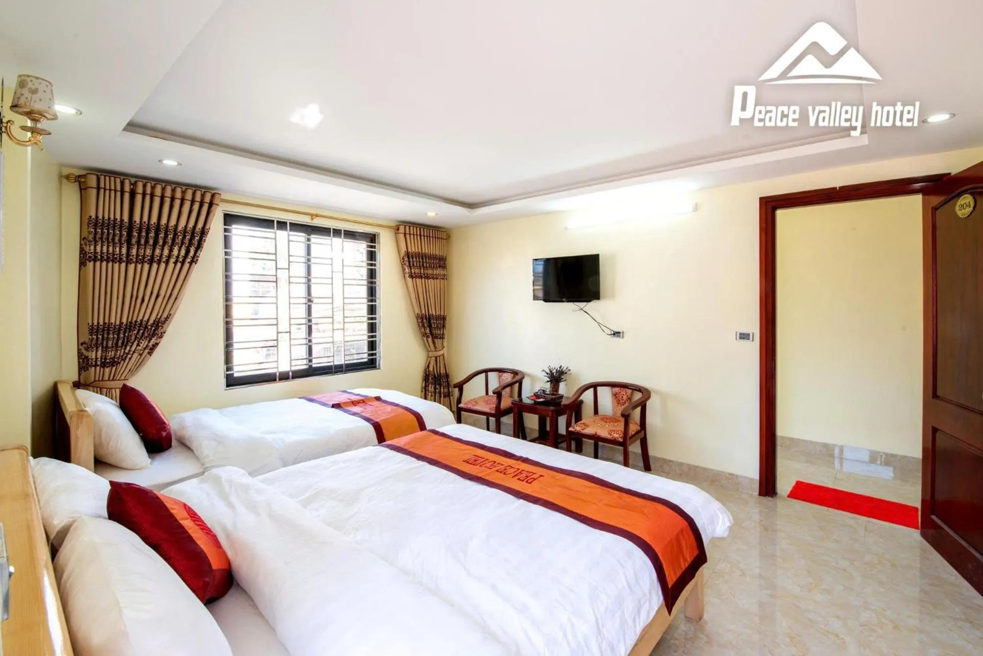 Bed in SaPa Peace Valley hotel