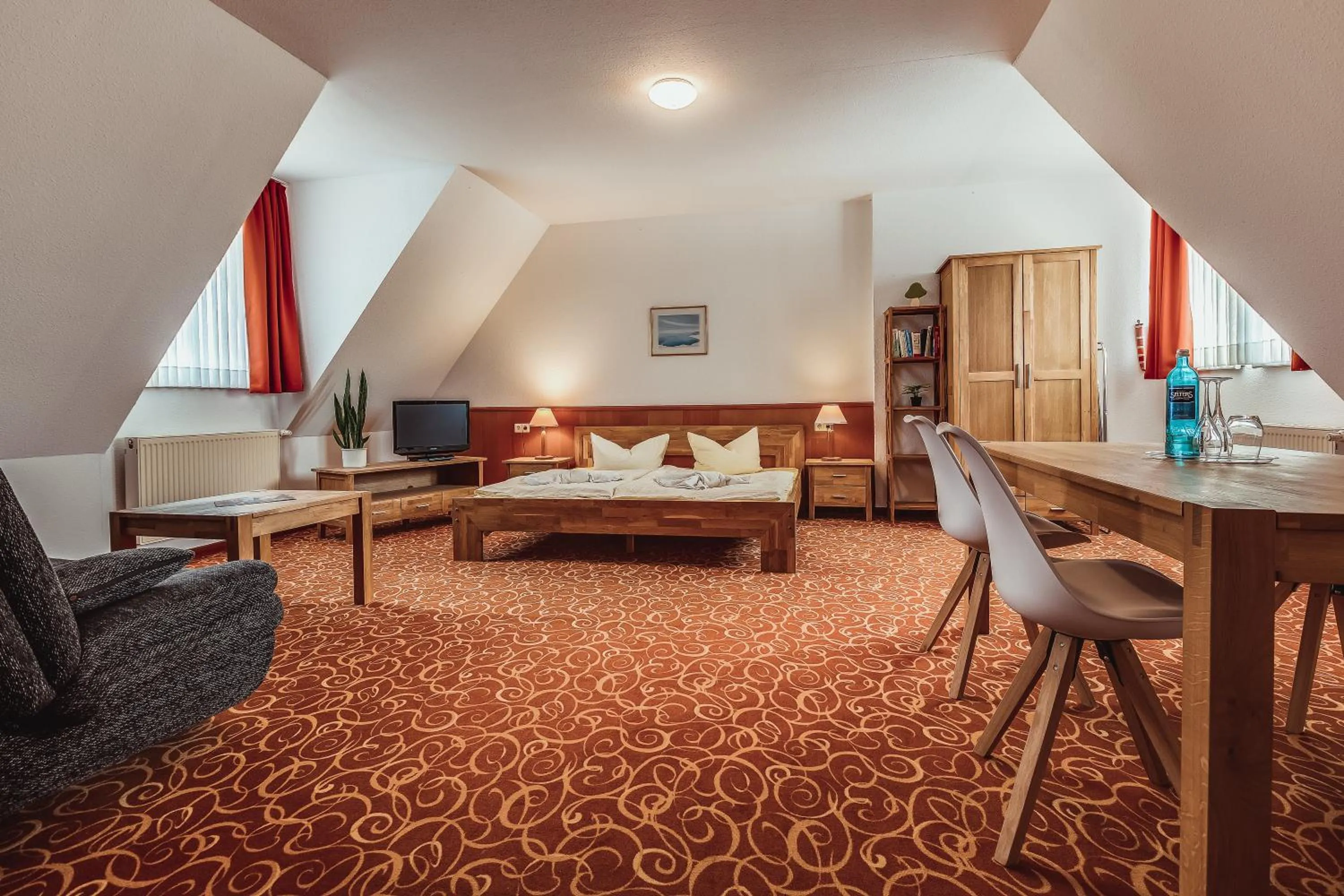 Photo of the whole room in Landhotel Lewitz Mühle