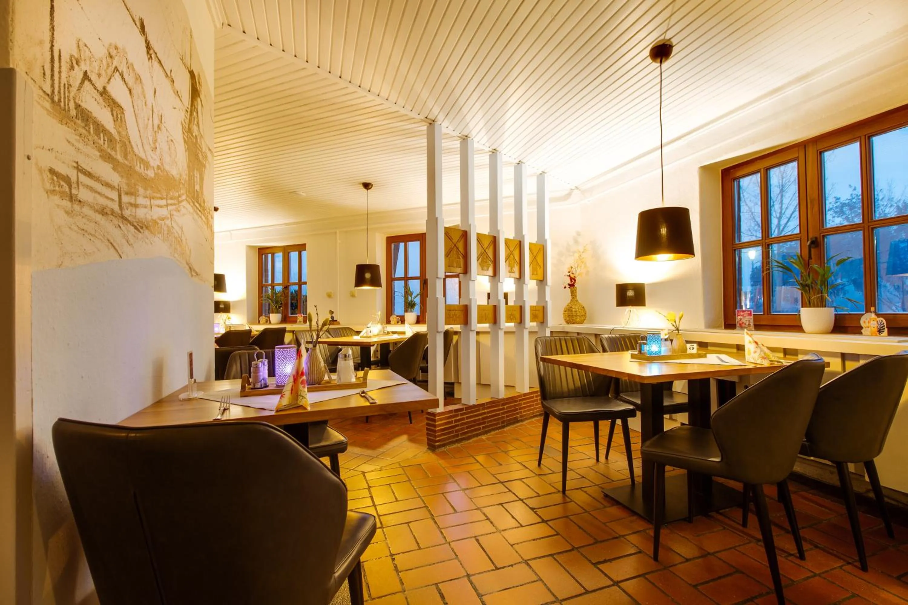 Restaurant/places to eat in Landhotel Lewitz Mühle