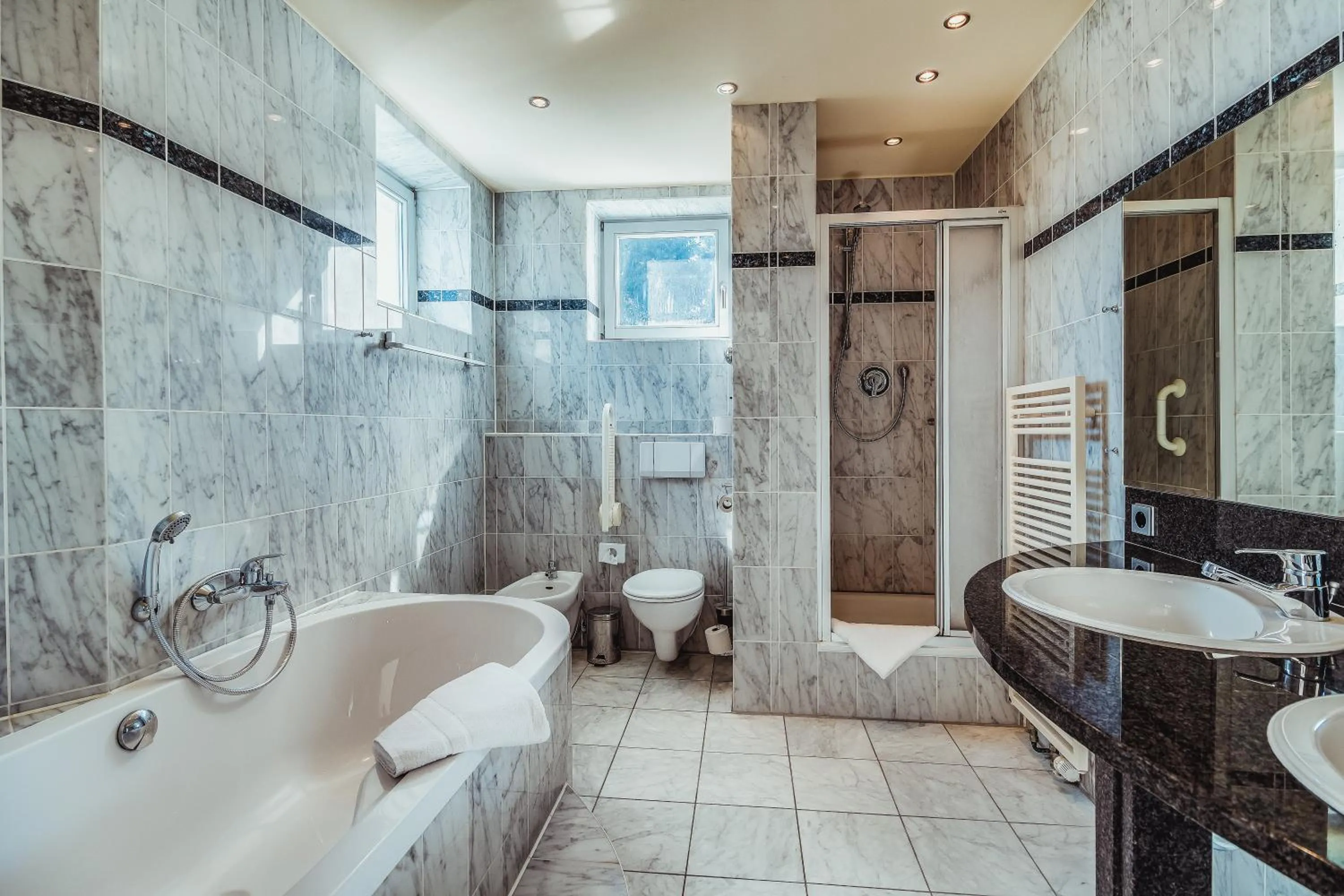 Bathroom in Landhotel Lewitz Mühle