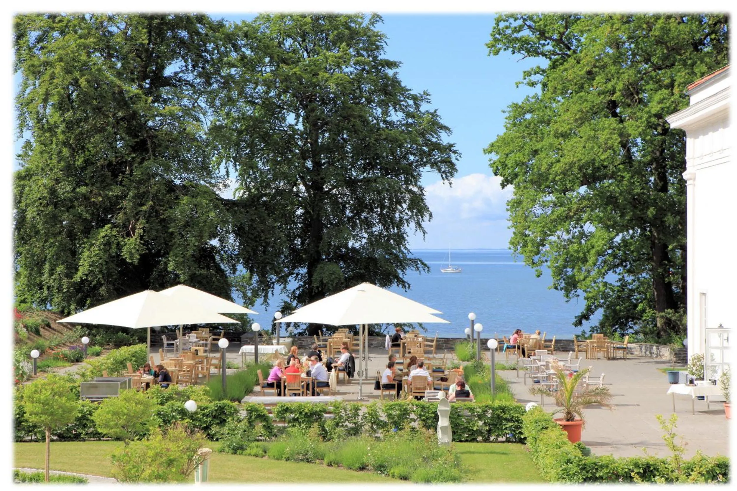 Garden in Hotel Badehaus Goor