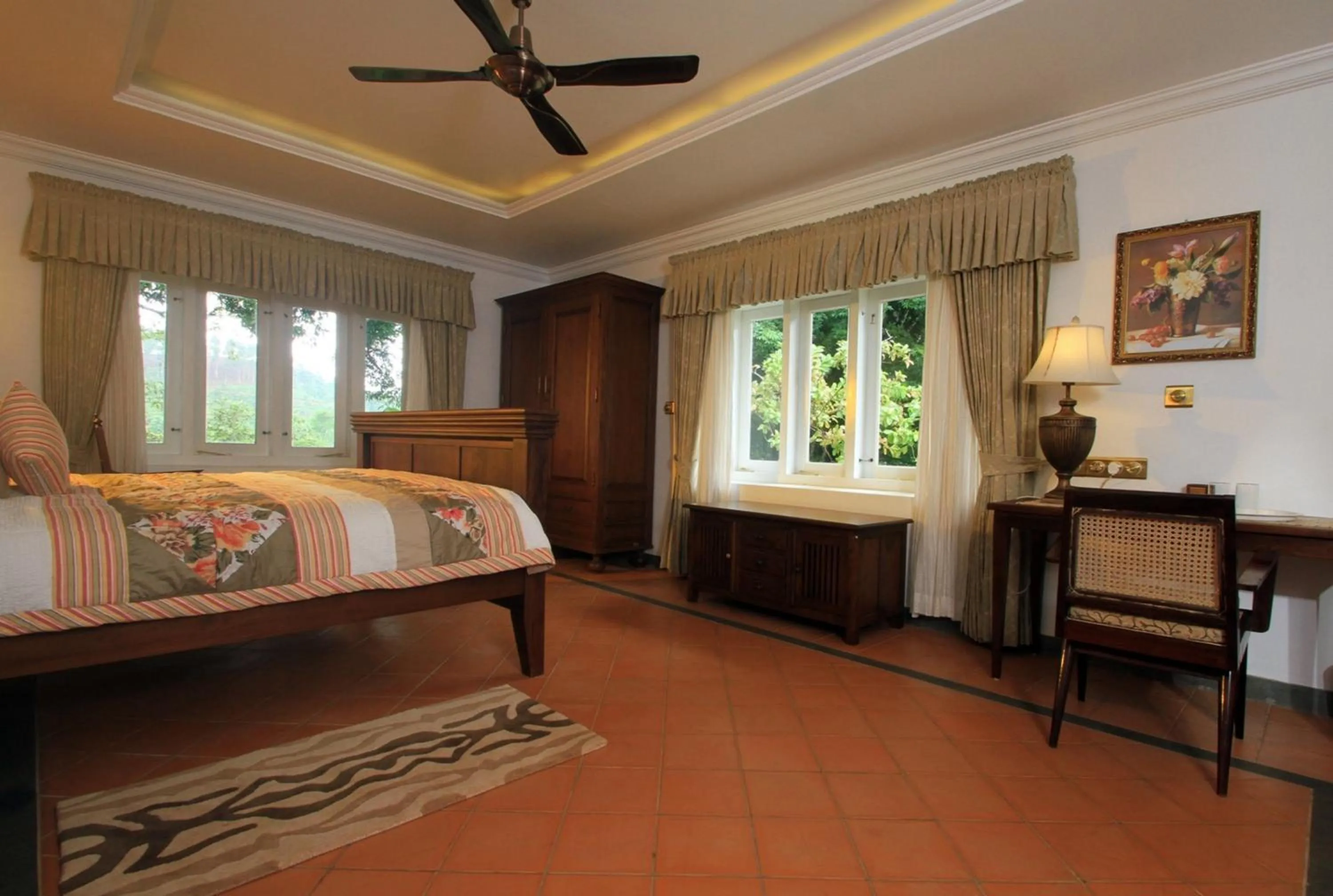 Photo of the whole room, Bed in Parisons Plantation Experiences by Abad