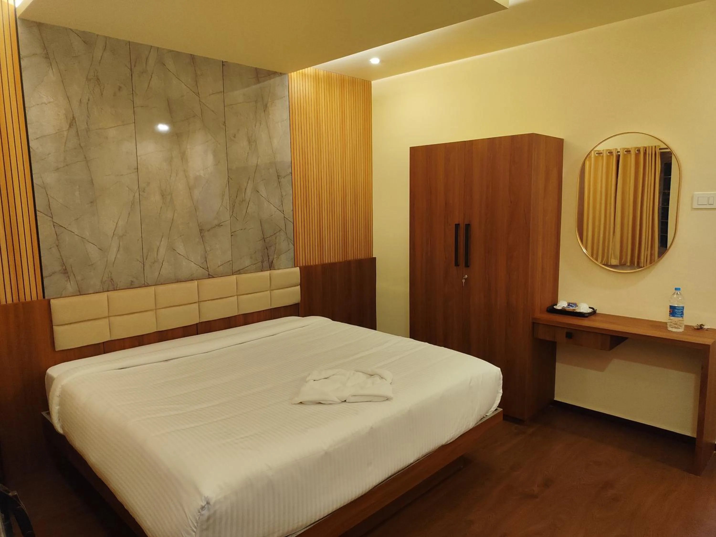 Bedroom, Bed in Holiday Heaven Munnar