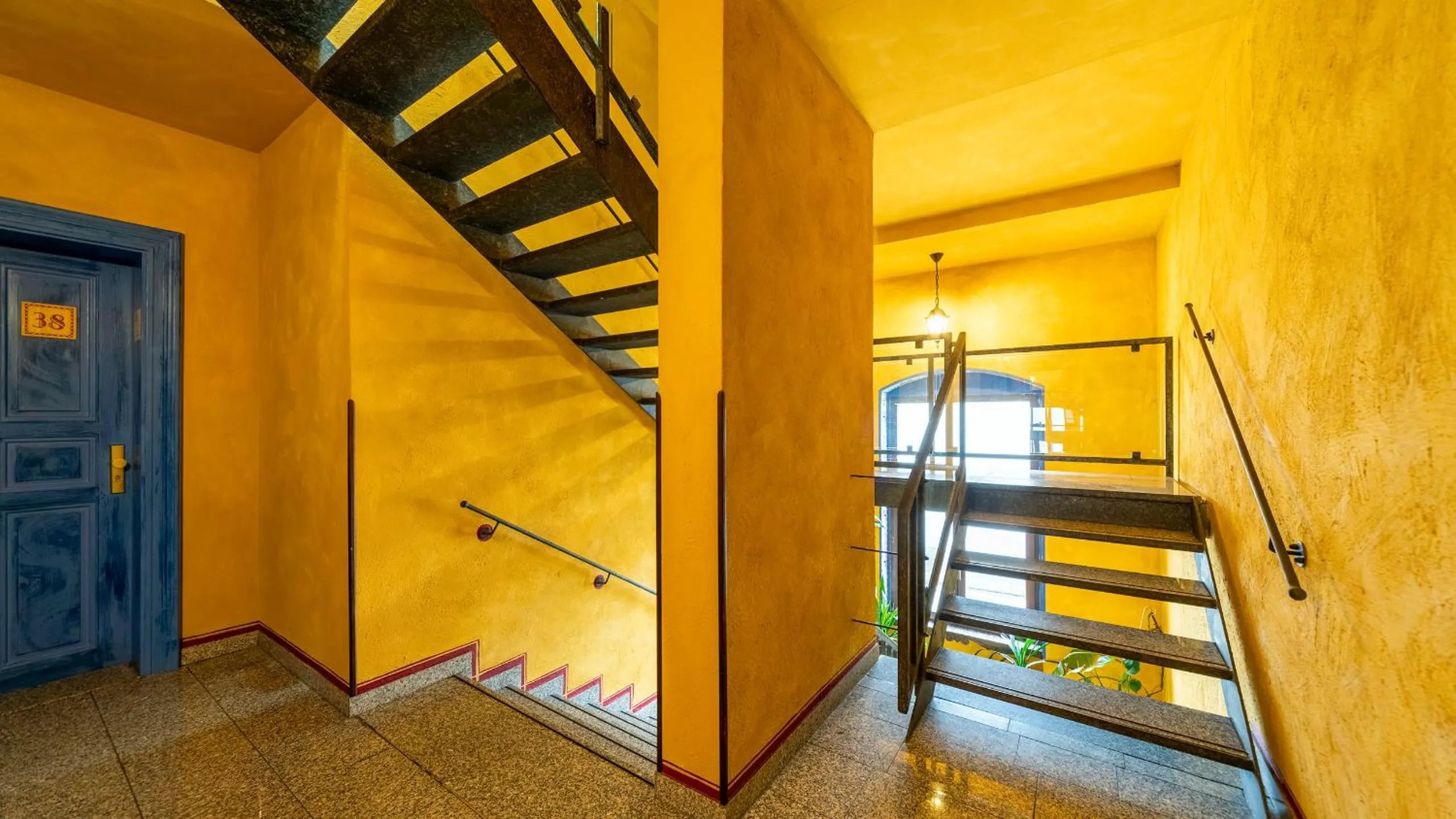 Property building in Gästehaus Mezcalero