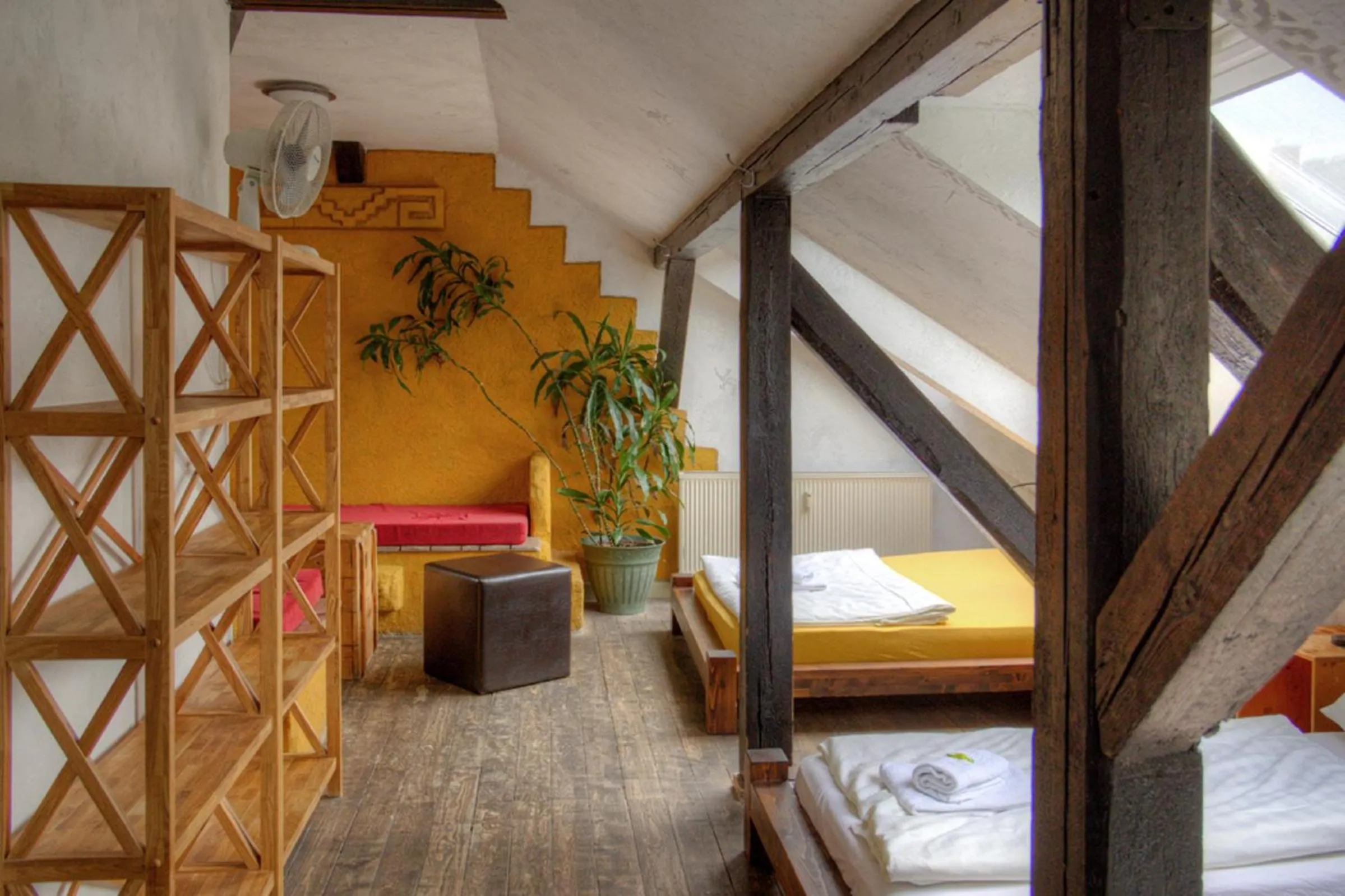 Decorative detail, Bed in Gästehaus Mezcalero