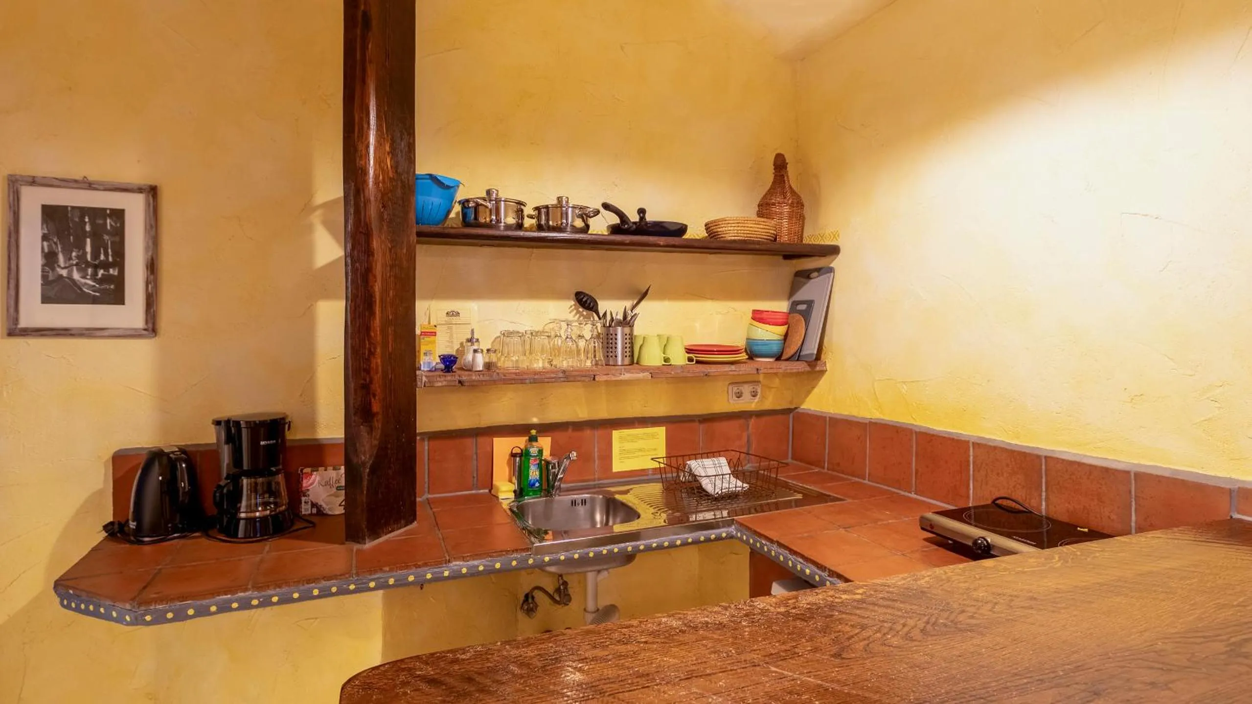 Kitchen or kitchenette in Gästehaus Mezcalero