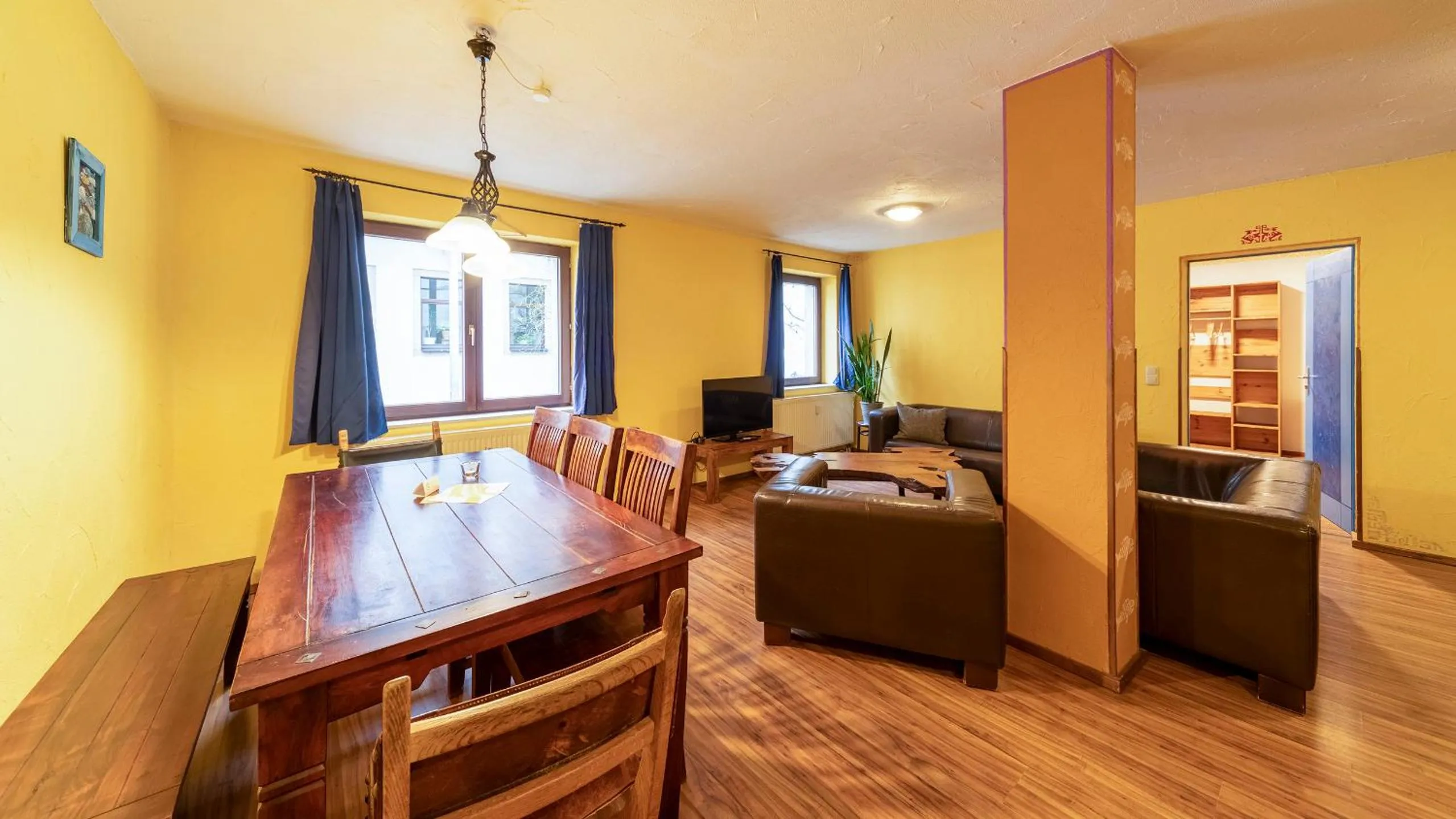 Dining area in Gästehaus Mezcalero