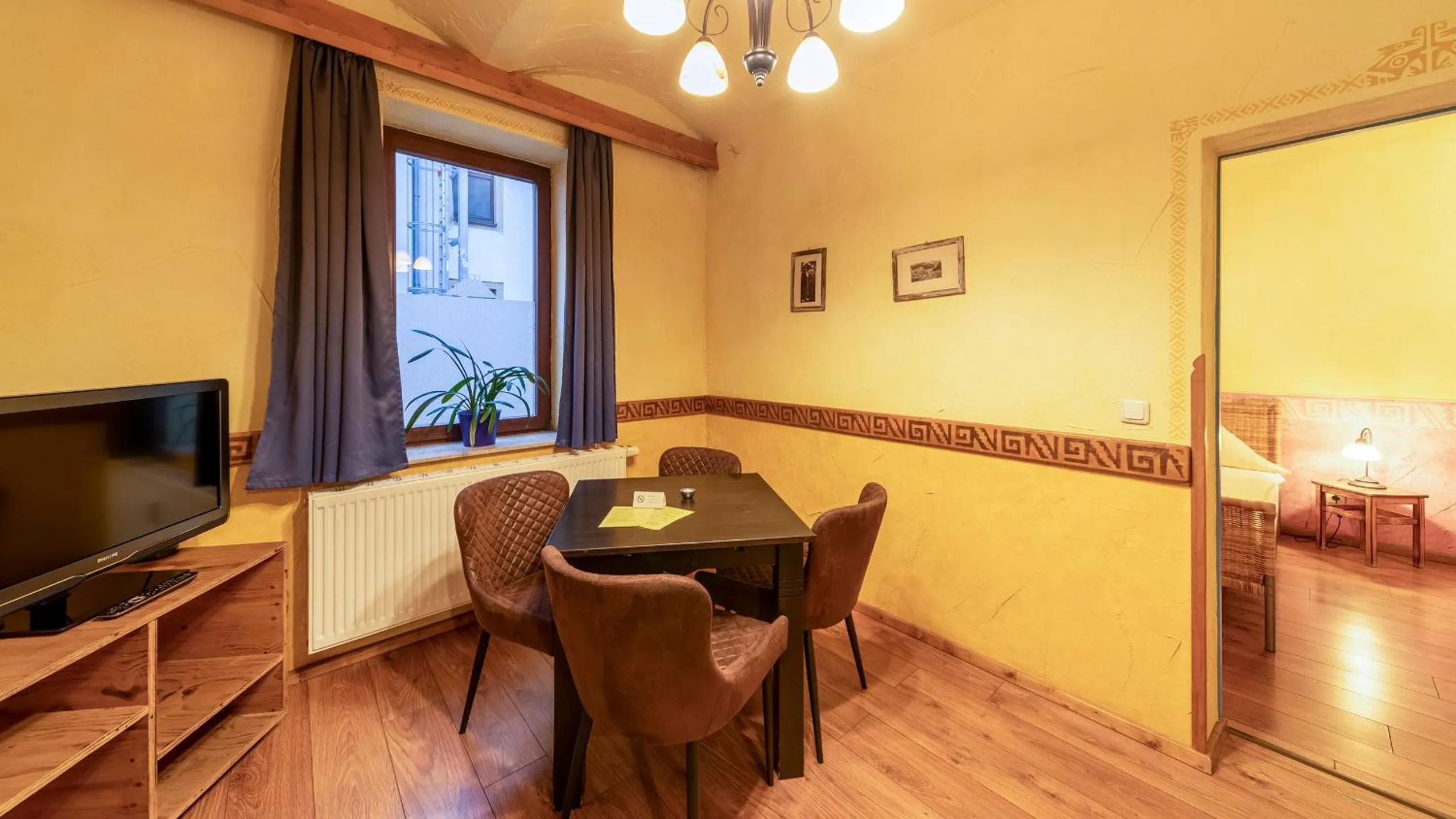 Dining area in Gästehaus Mezcalero