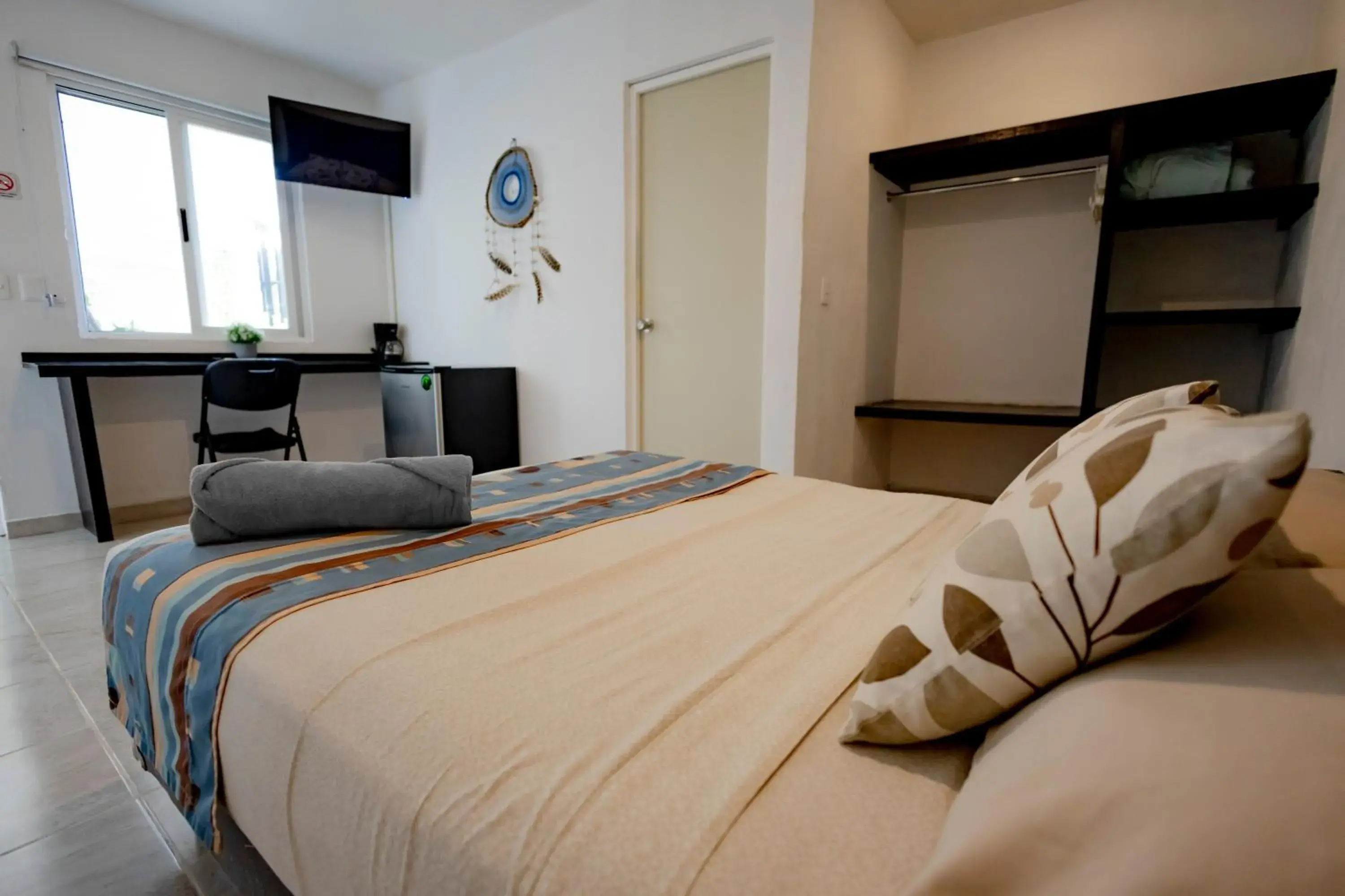 Double Room with Private Bathroom in Puerto Morelos Hotel Las Palmas - Near the beach Double Room with Private Bathroom in Puerto Morelos Hotel Las Palmas - Near the beach