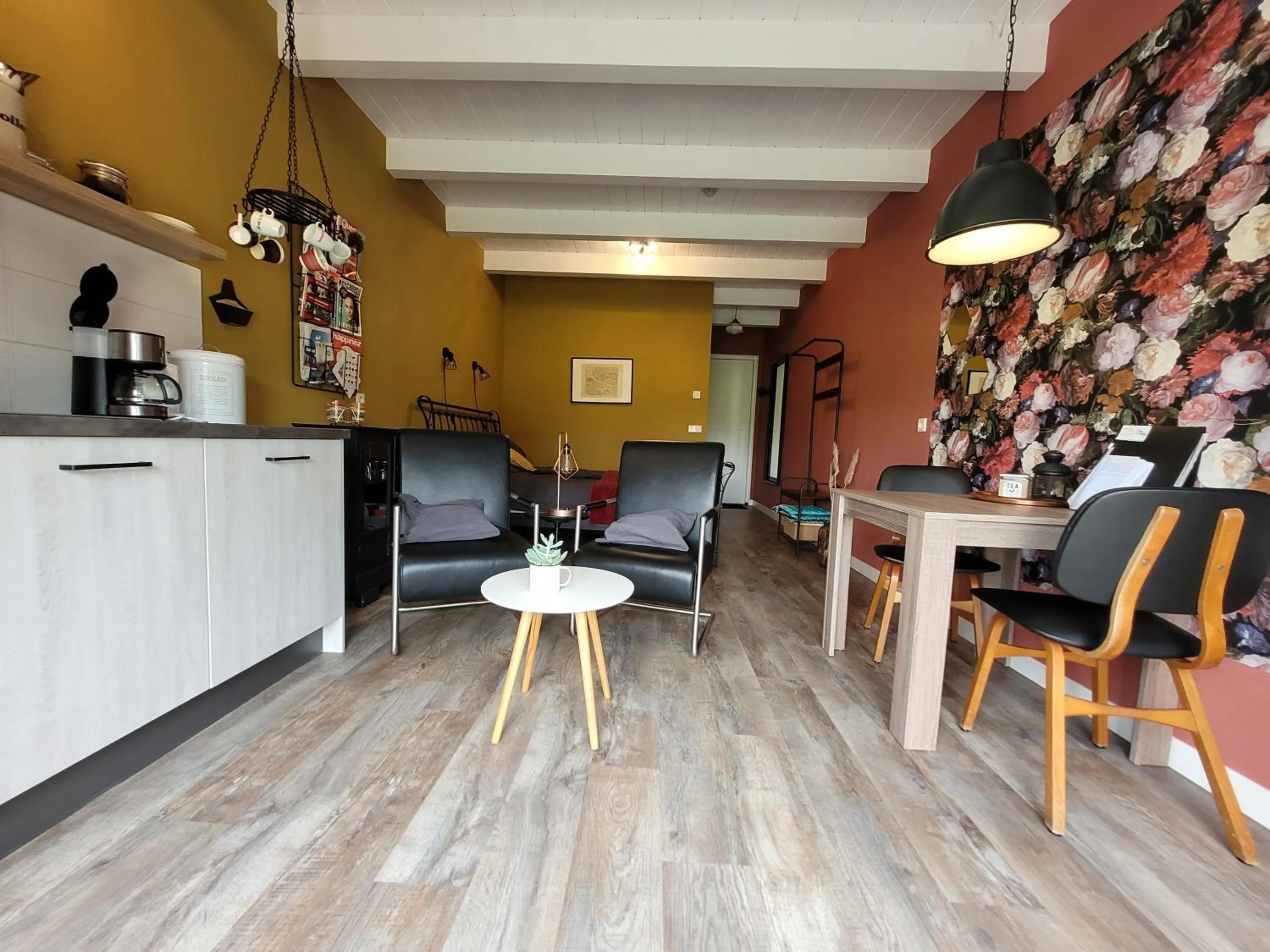 Kitchen or kitchenette in B&B Buutegeweun