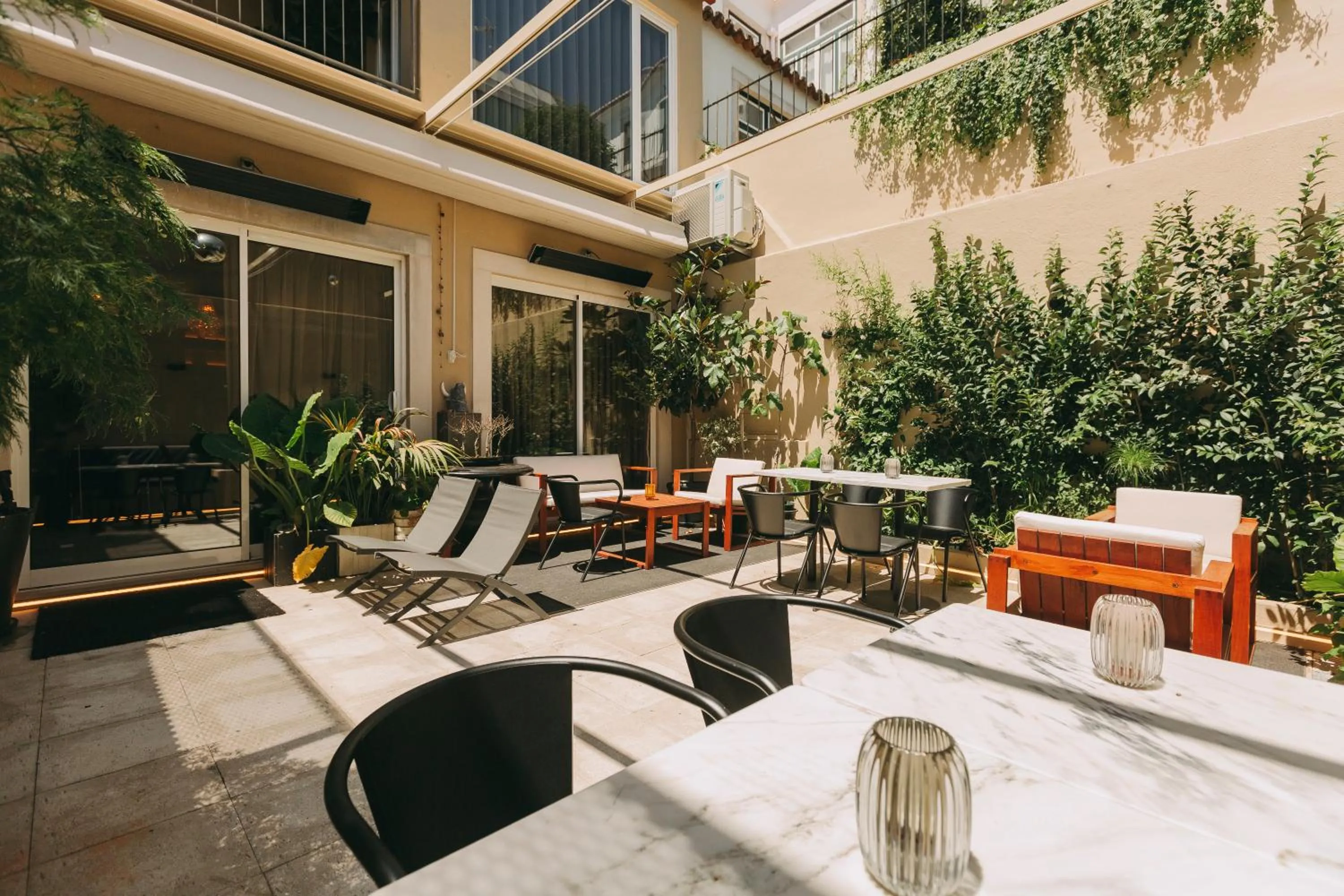 Patio in The Felix 10