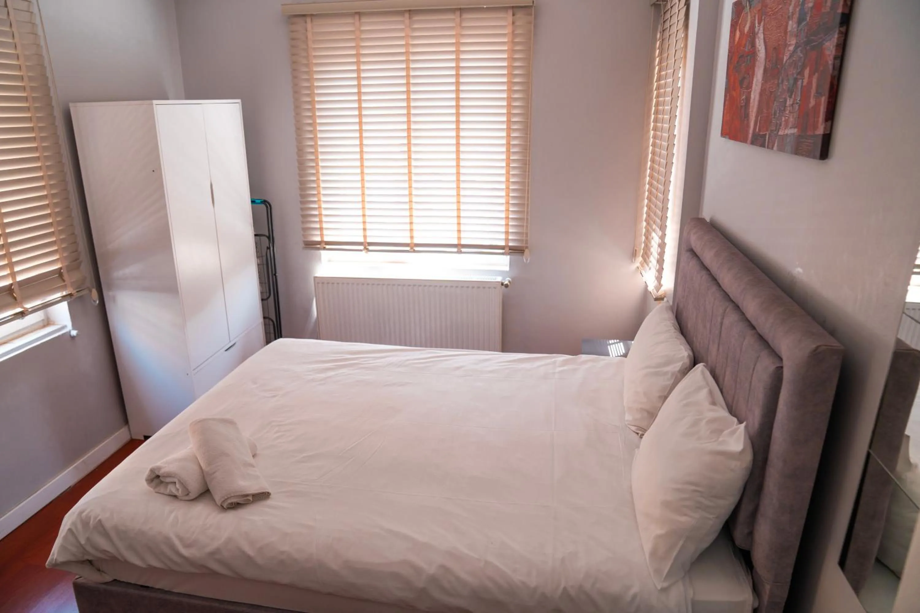 Property building, Bed in Taxim No1 Suites