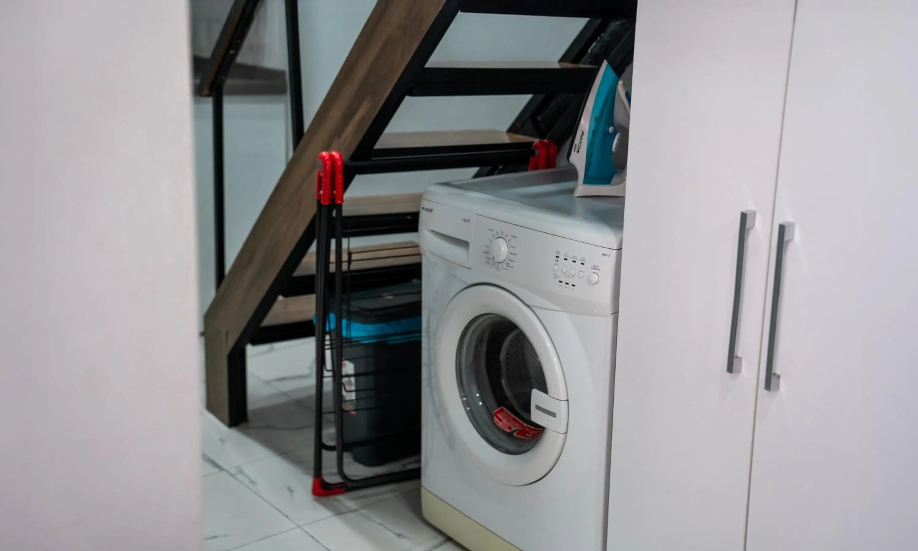 washing machine in Taxim No1 Suites