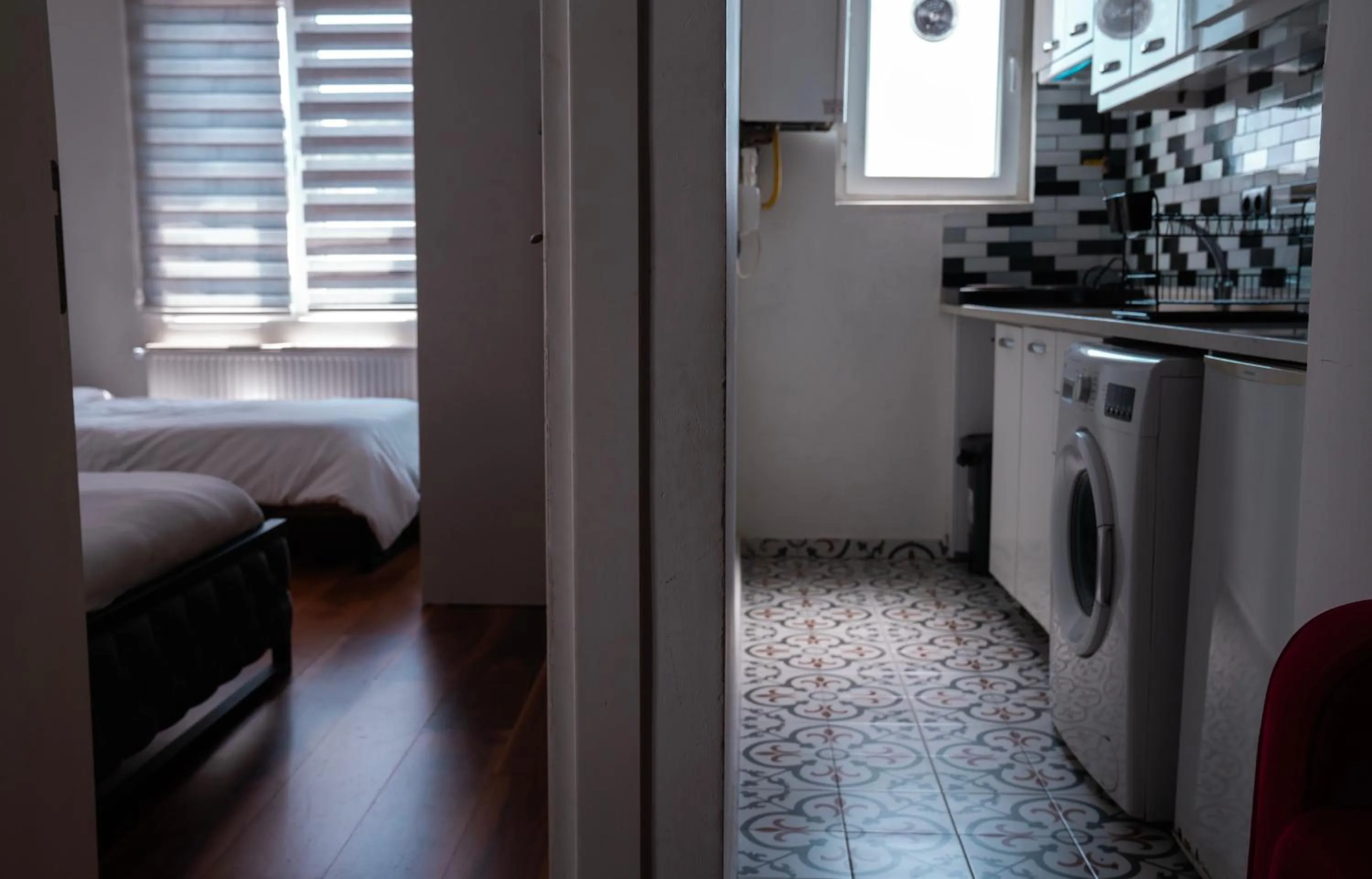 kitchen, Bed in Taxim No1 Suites