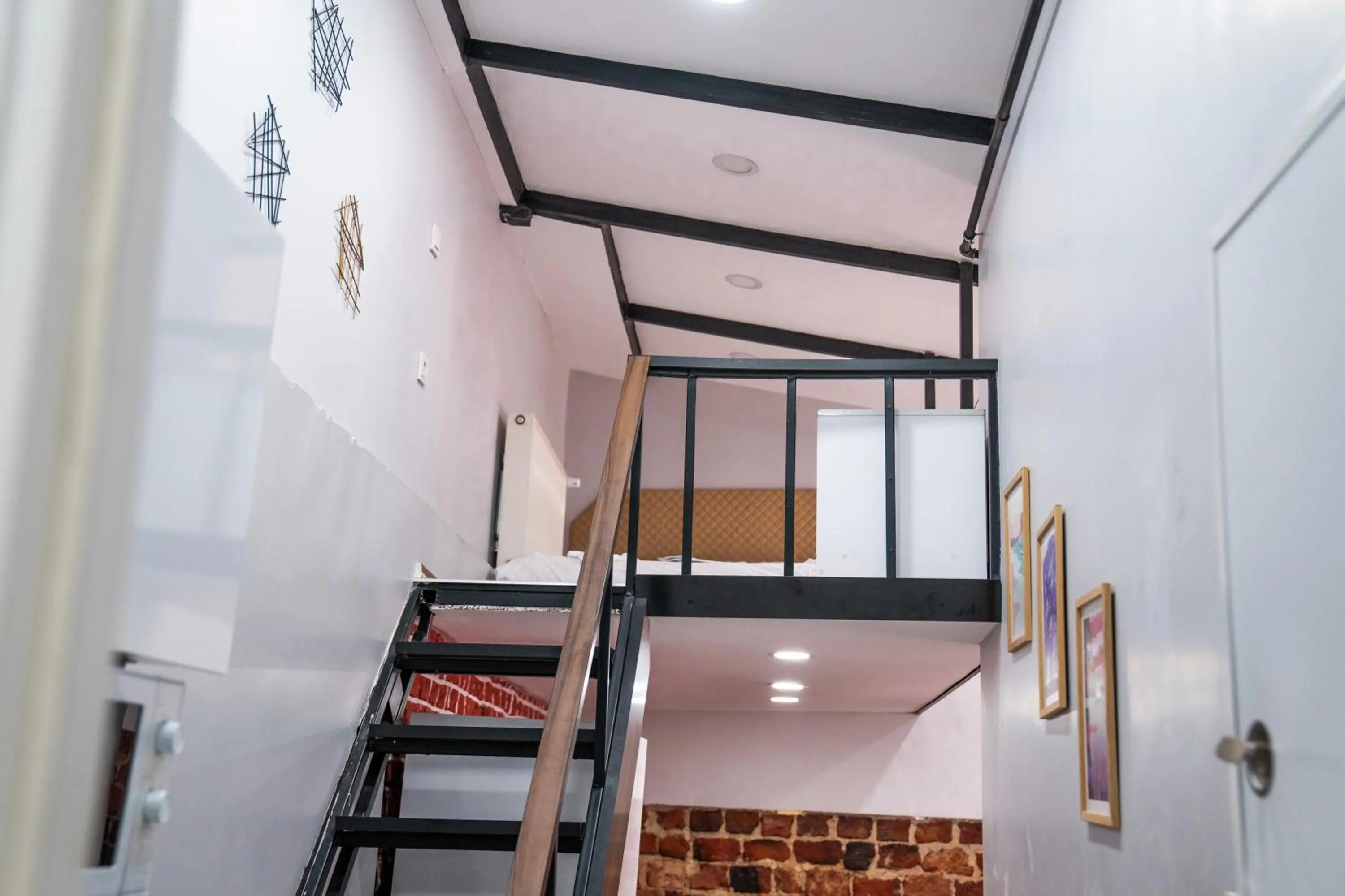 Photo of the whole room, Bed in Taxim No1 Suites