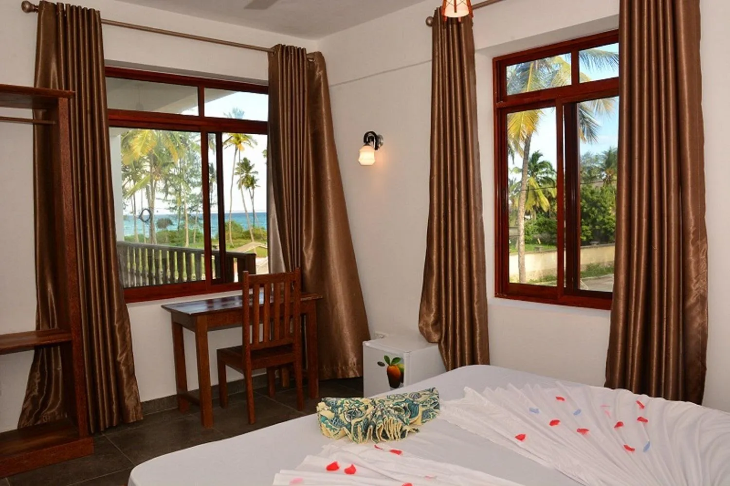 View (from property/room), Bed in Zanoceanique Hotel