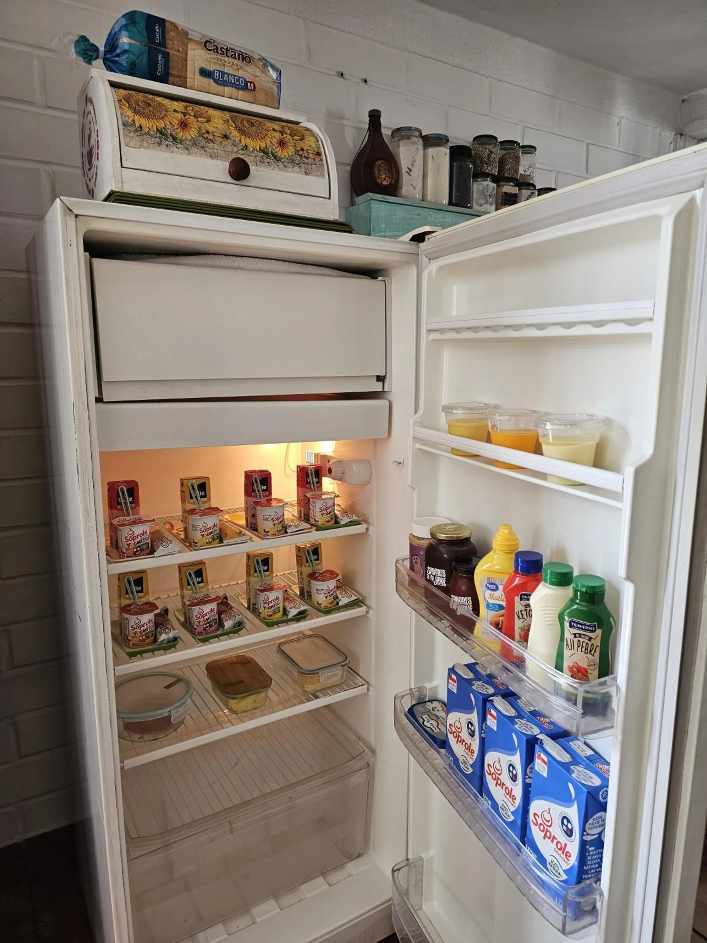 Continental breakfast in Shalom_MatSofy