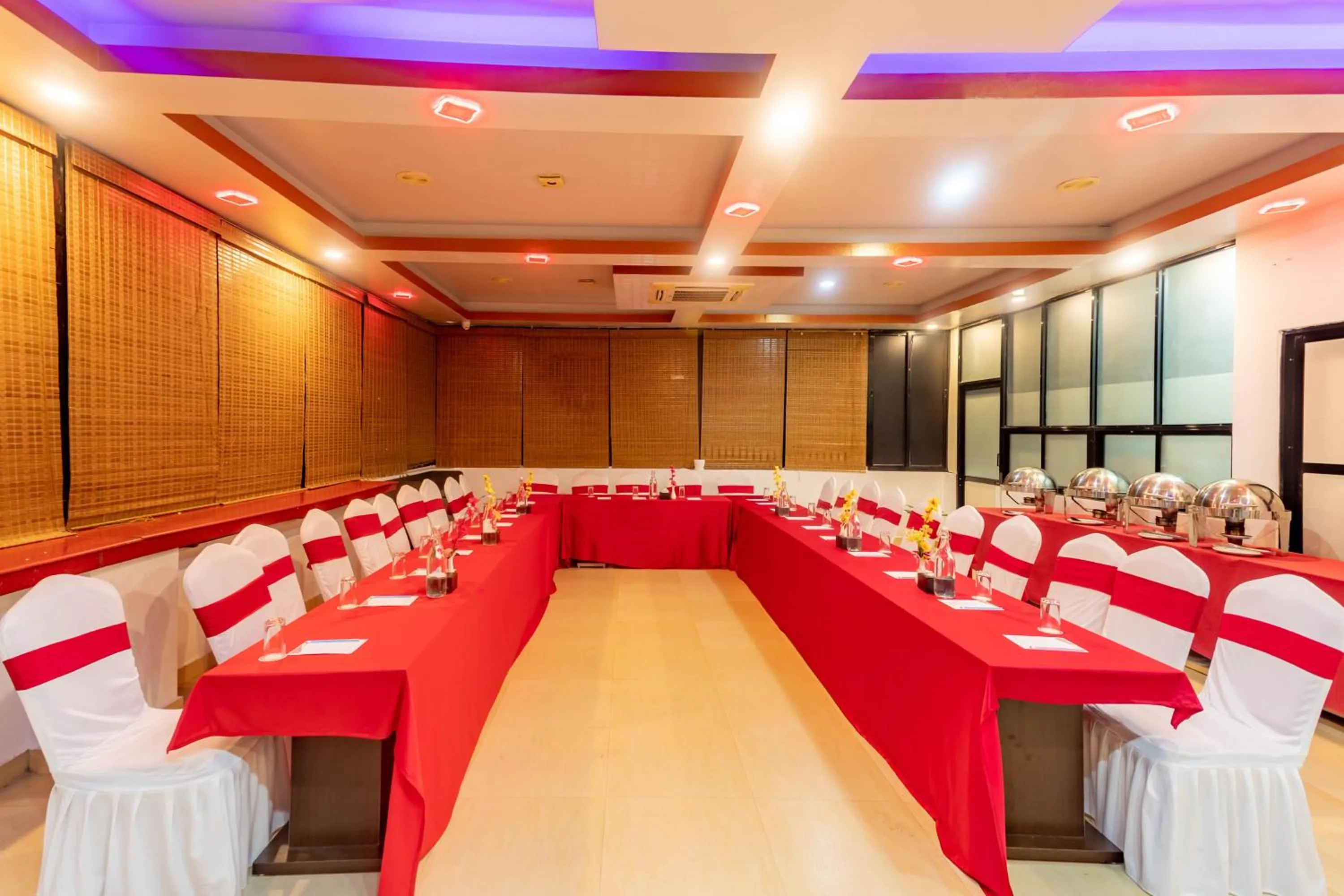 Meeting/conference room in The SR Hotel