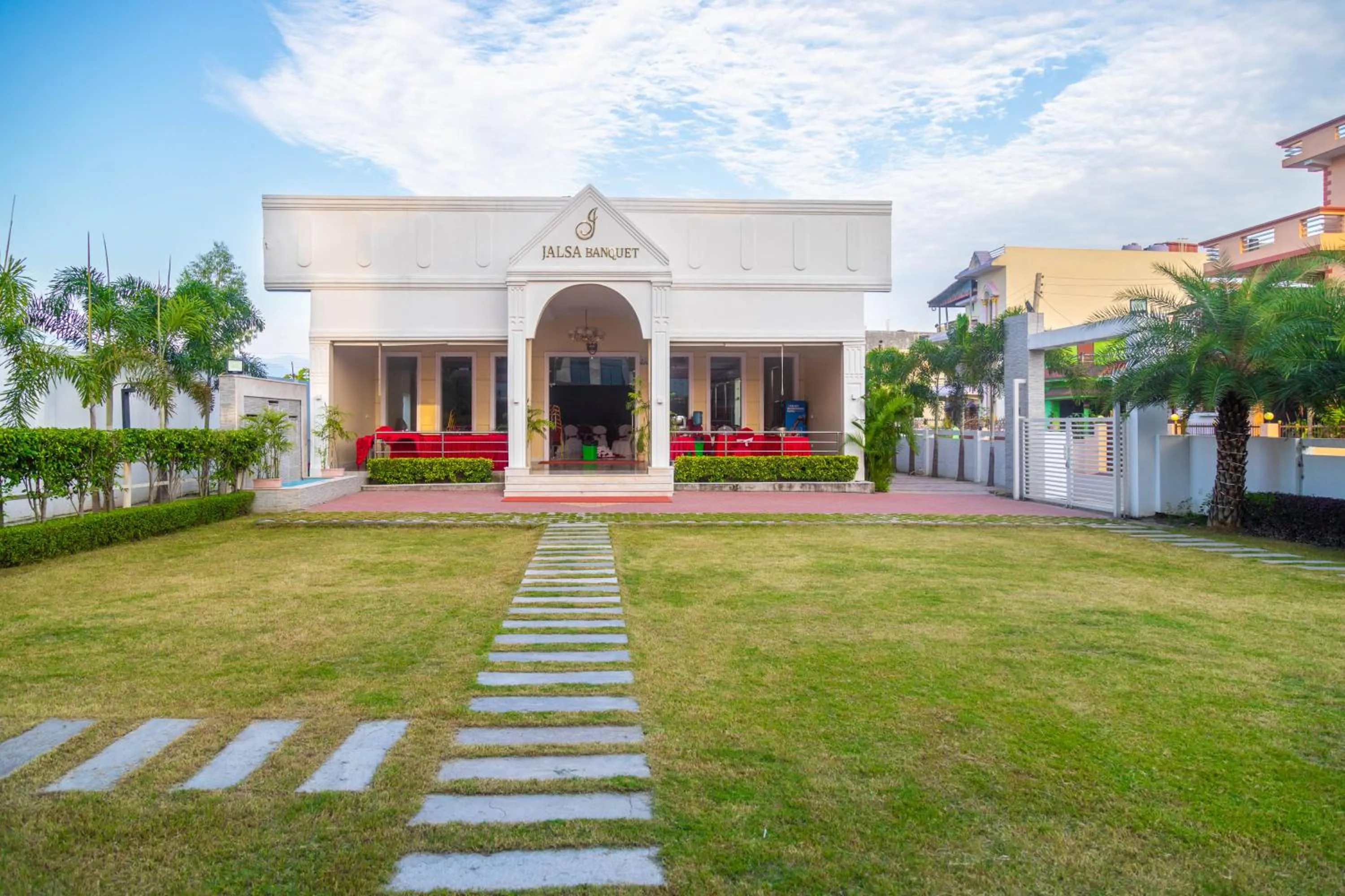 Garden view in The SR Hotel