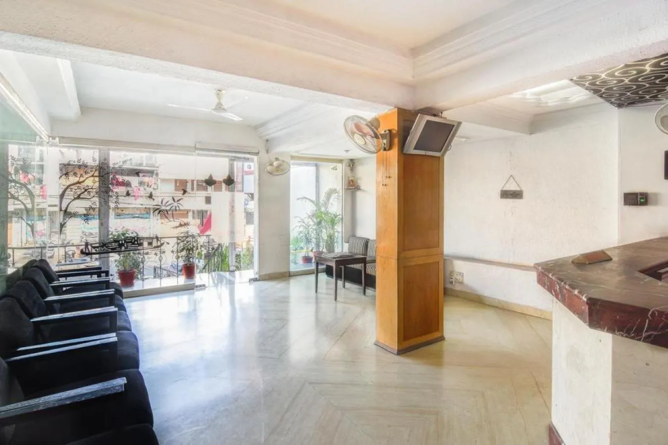 Lobby or reception in Hotel The Shagun