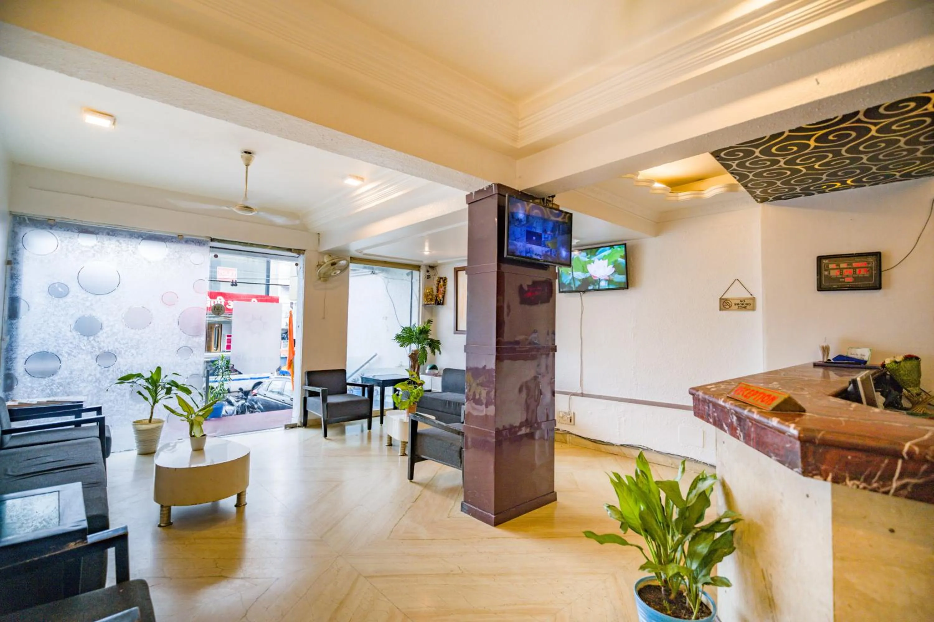 Seating area in Hotel The Shagun