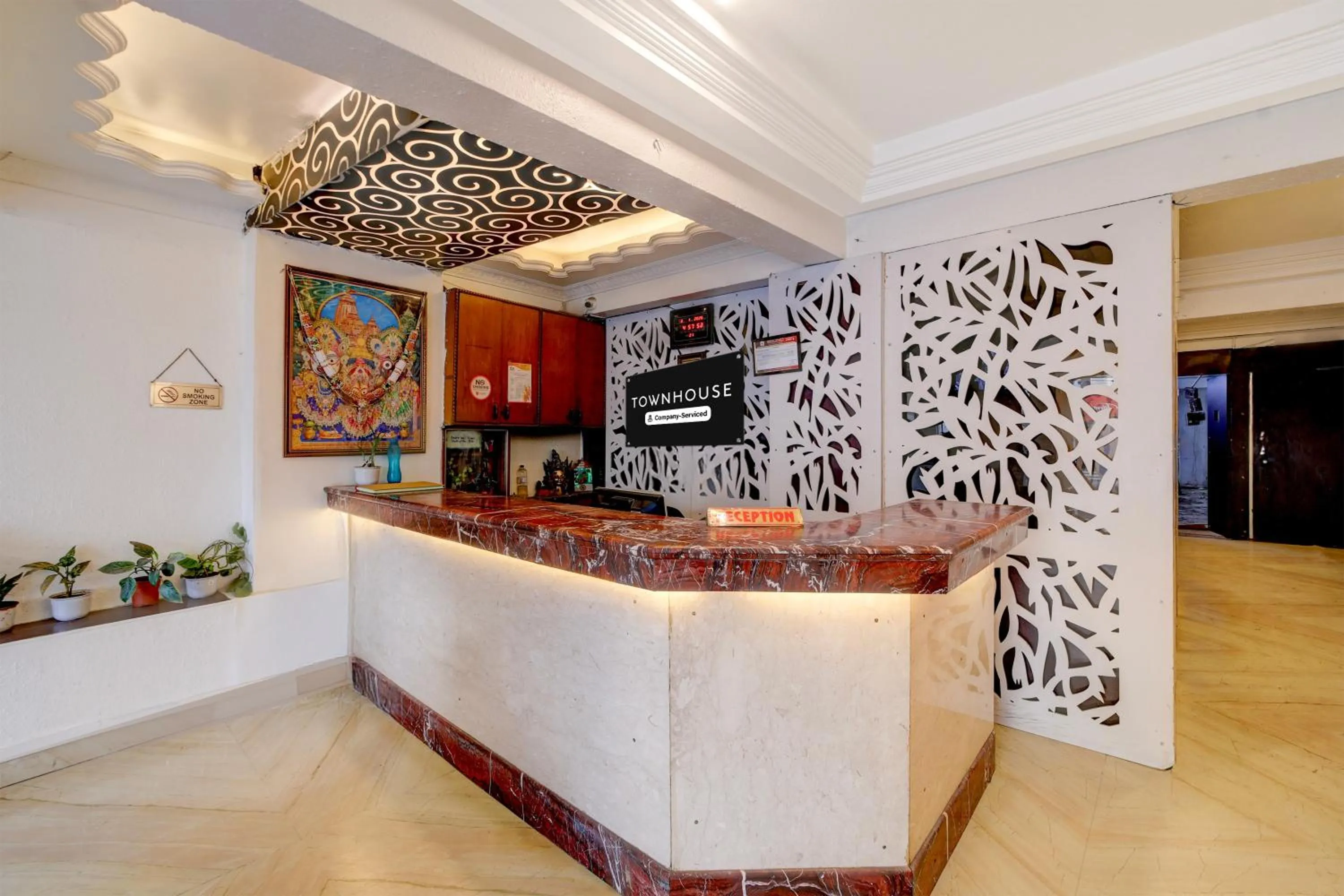 Lobby or reception in Townhouse Gandhi Medical College Bhopal Formerly Hotel Shagun