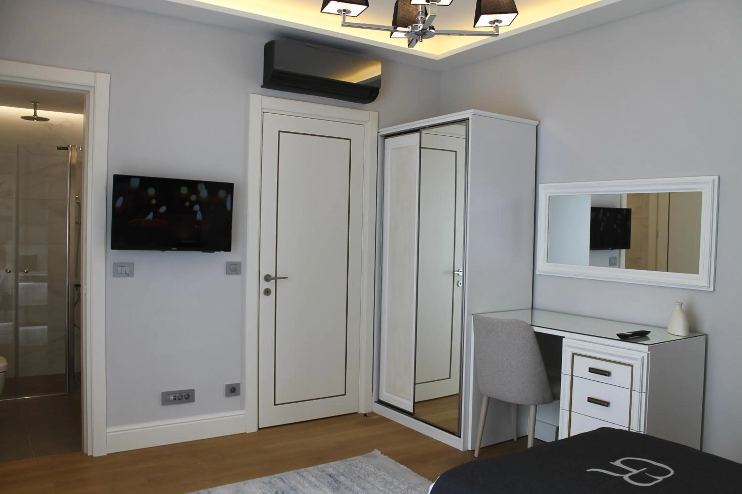 Bedroom in Garlon Residence