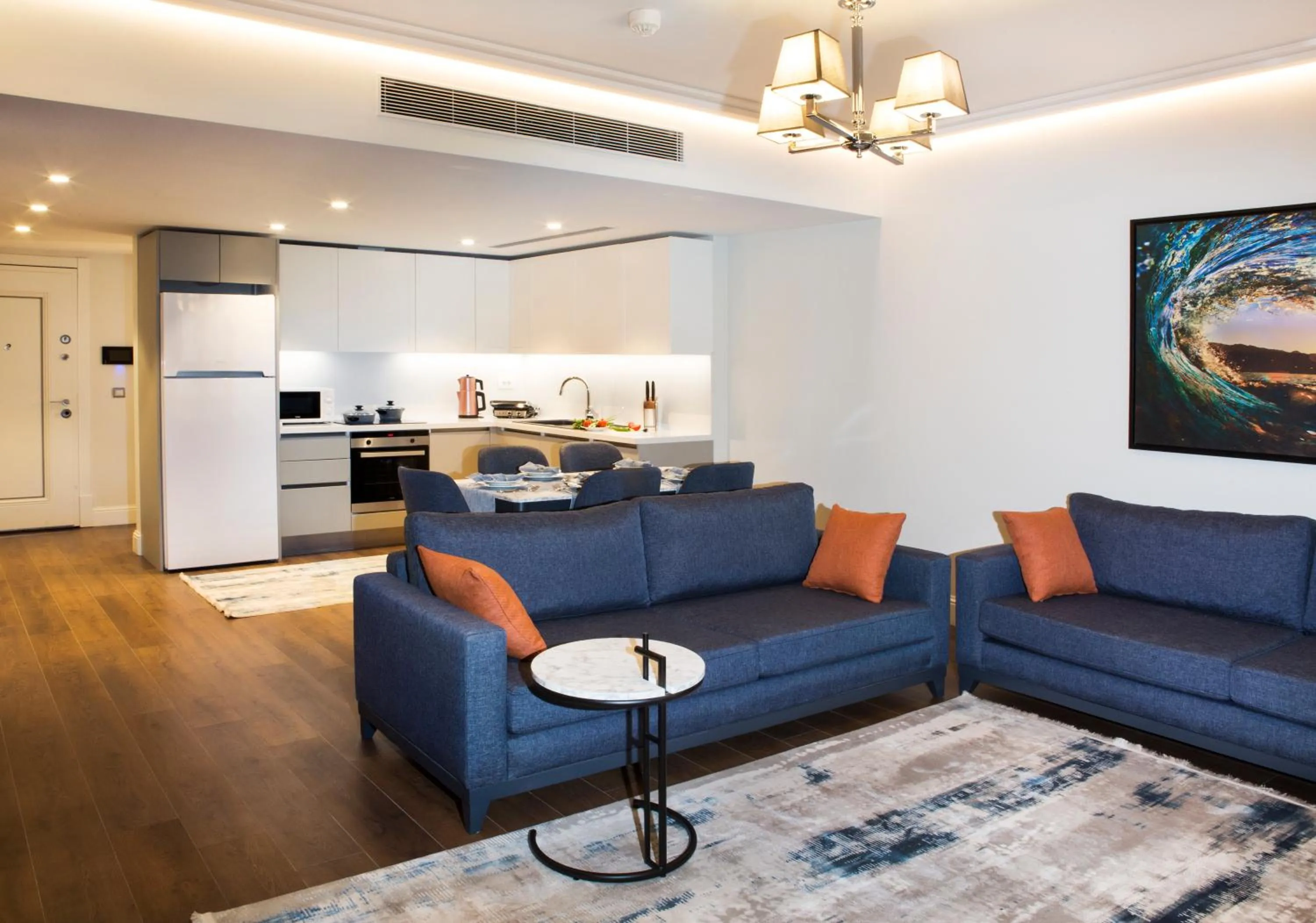 Facade/entrance in Garlon Residence