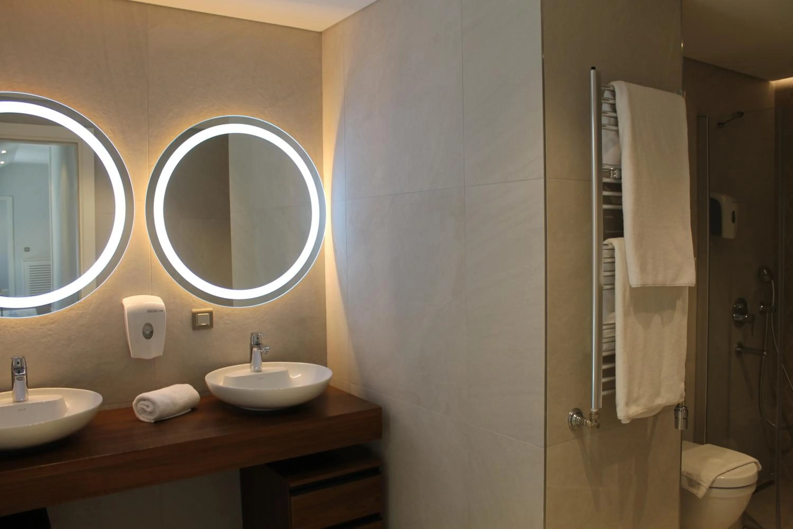 Bathroom in Garlon Residence