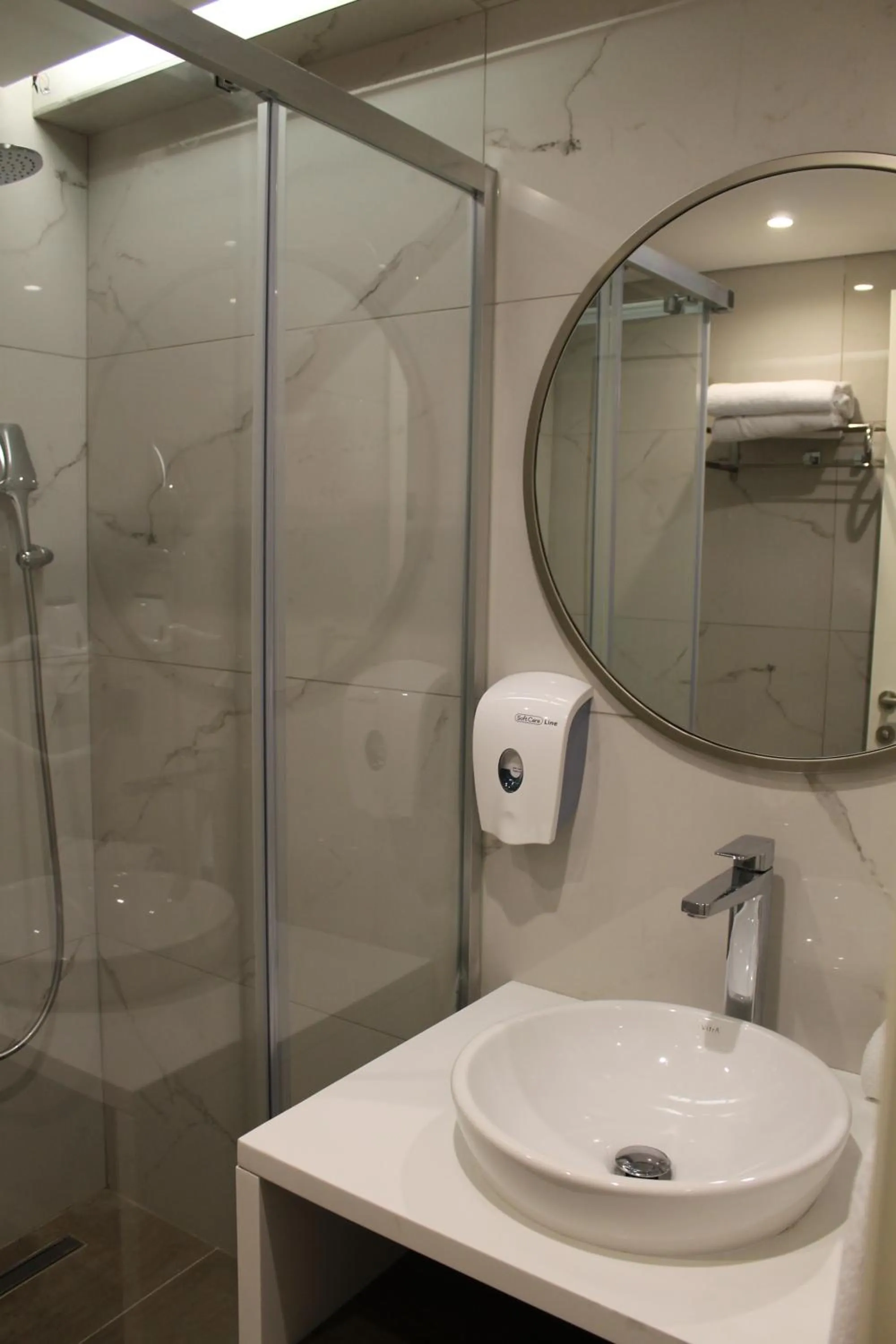 Bathroom in Garlon Residence