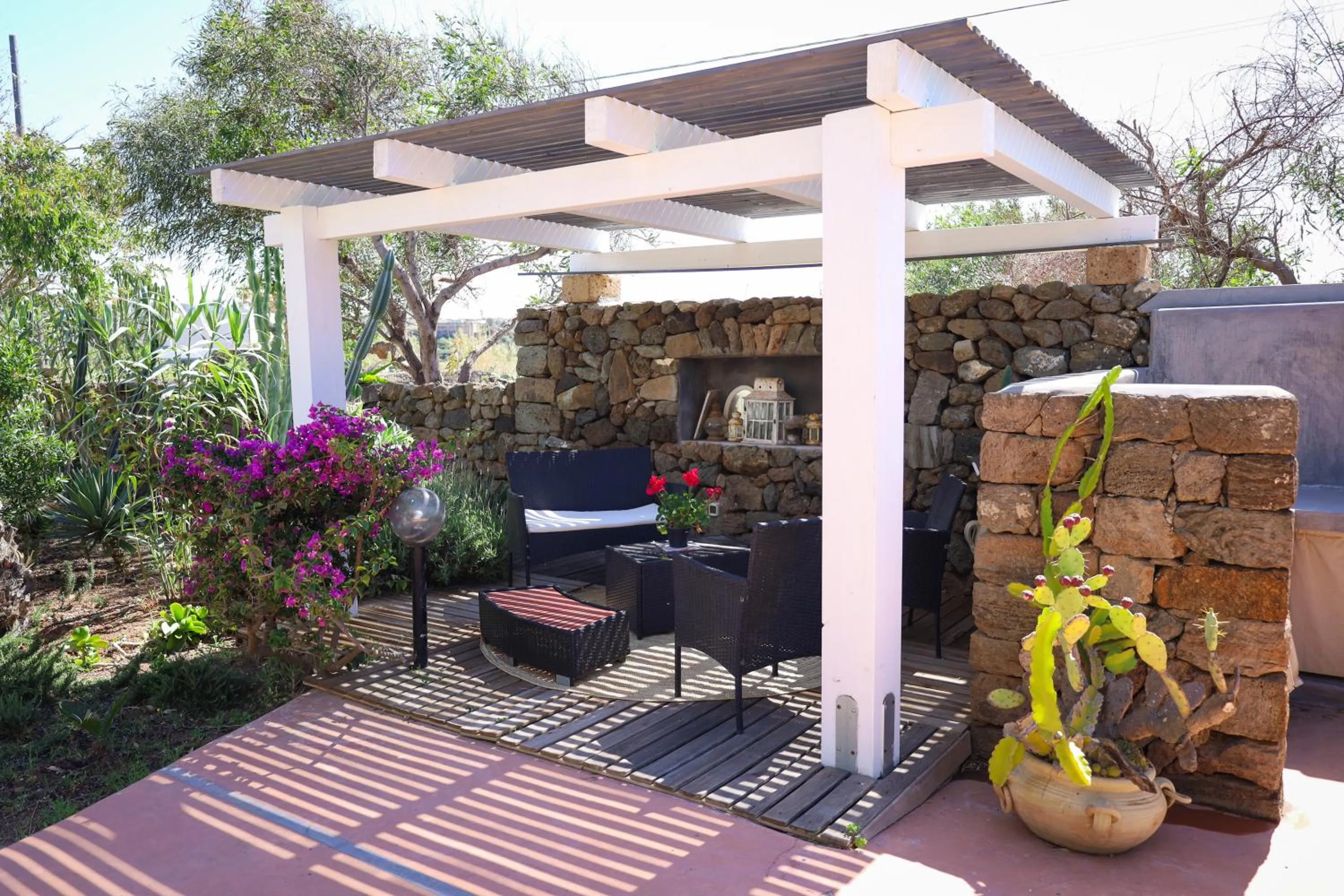 Balcony/Terrace in Cactus b&b Le casette di Marilena