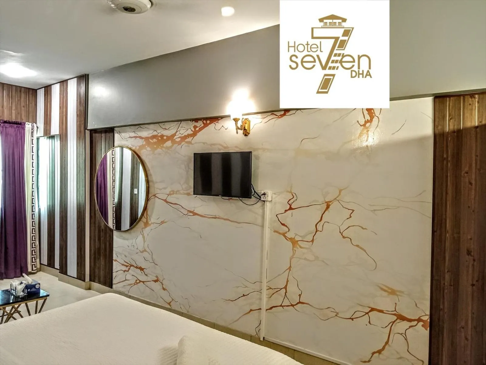 Bedroom in Hotel 7 DHA