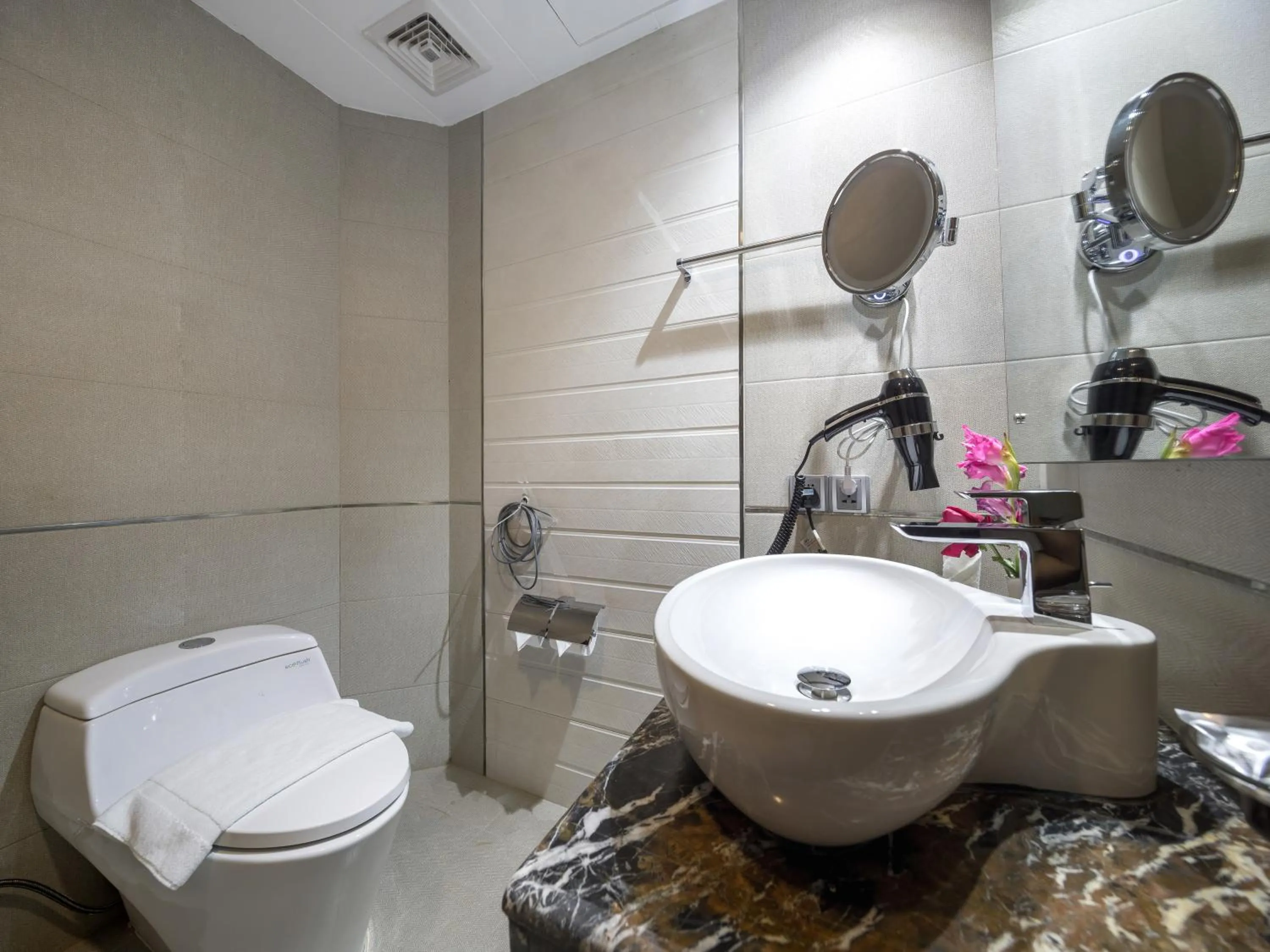 Bathroom in Grand Palace Hotel & Resort Sylhet